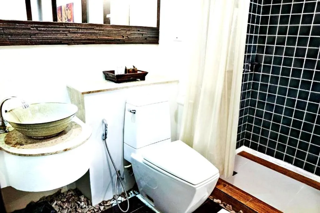 Toilet in Yantarasri Resort