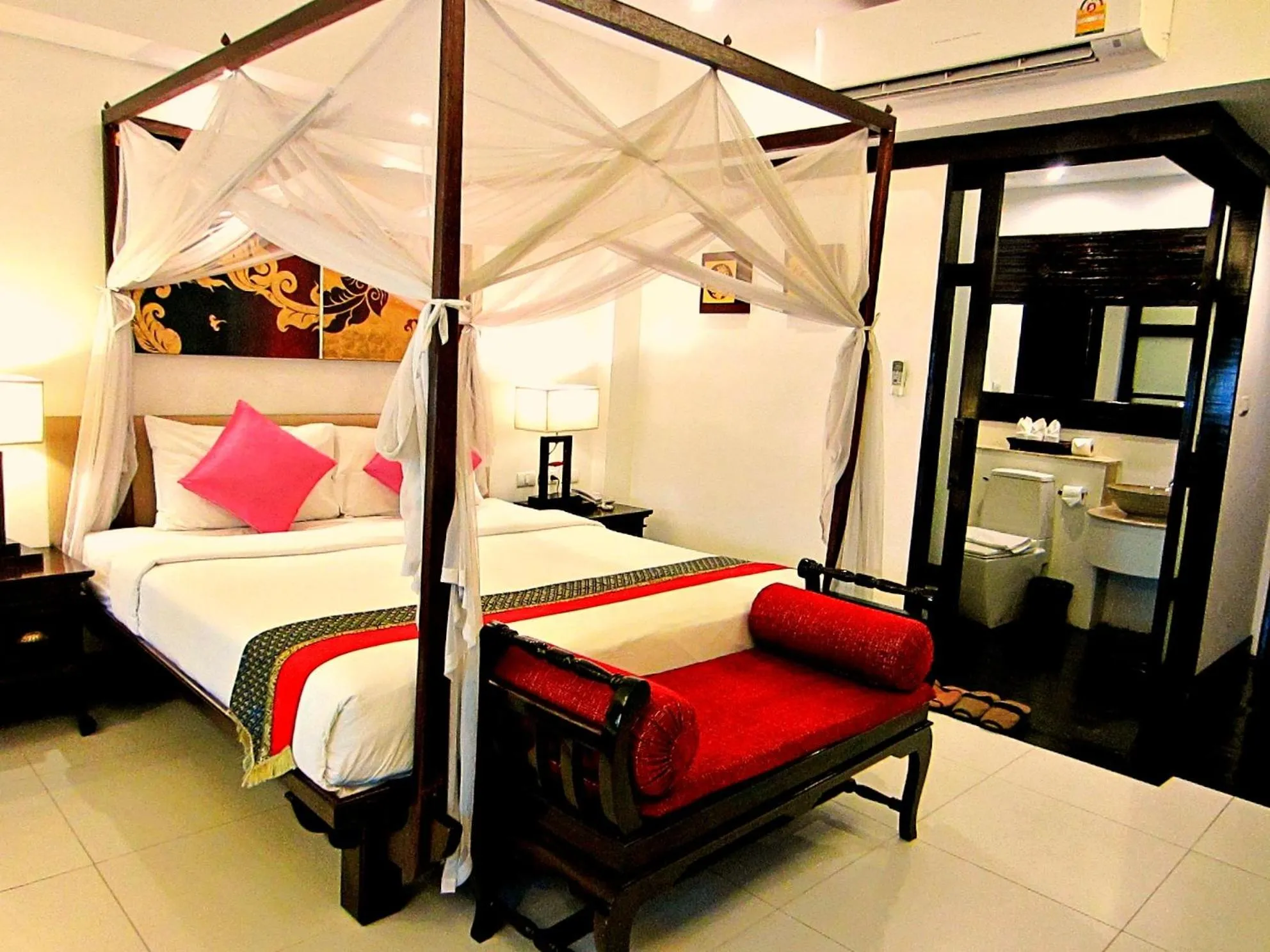 Bed in Yantarasri Resort