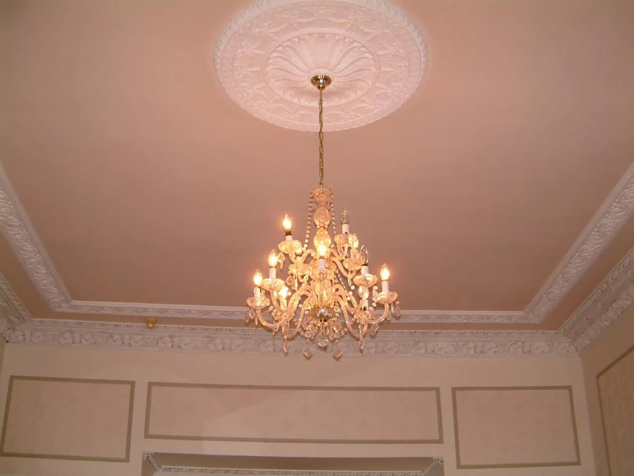 Decorative detail in Terrace hotel