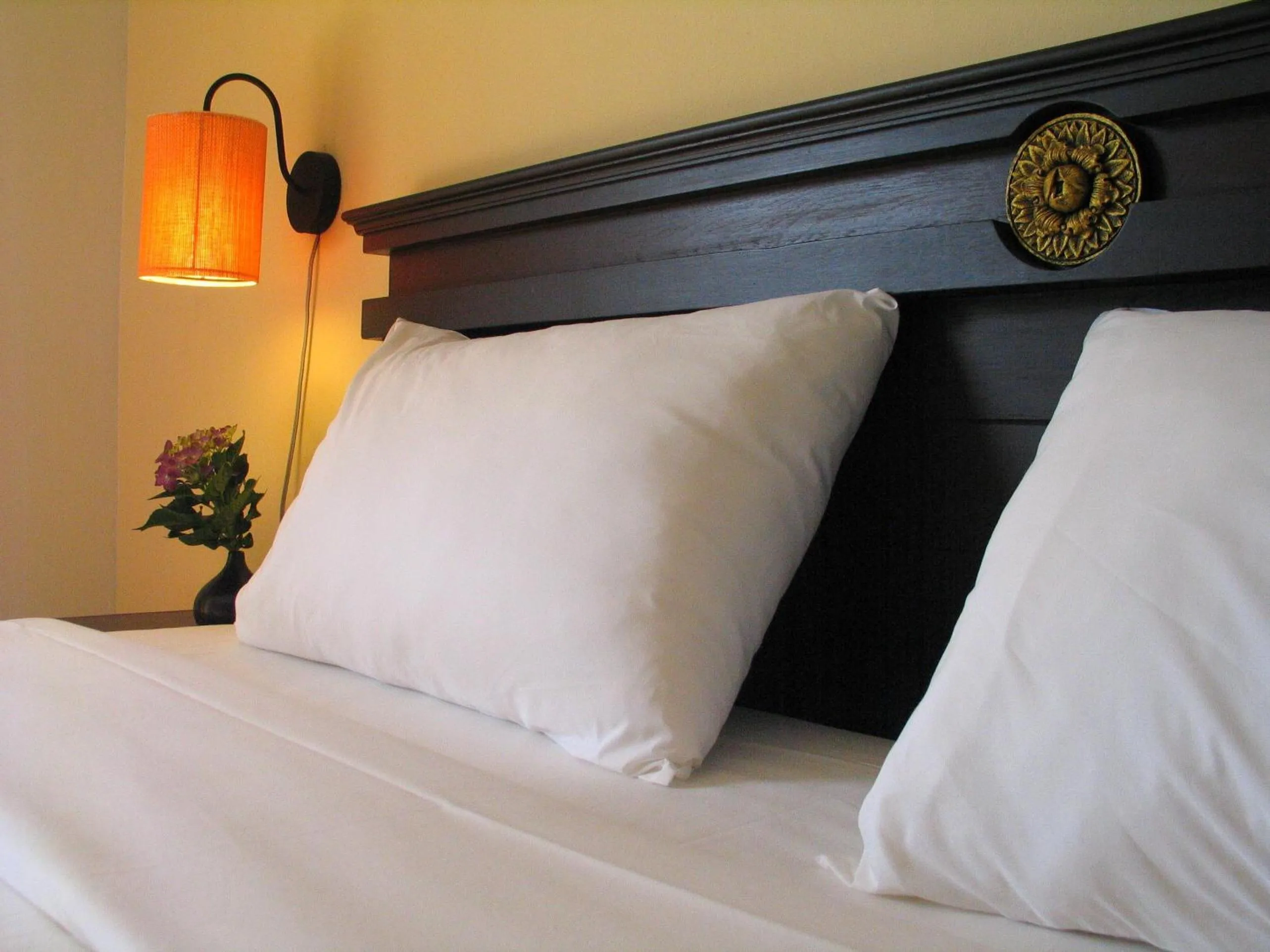 Decorative detail, Bed in The Dome Residence