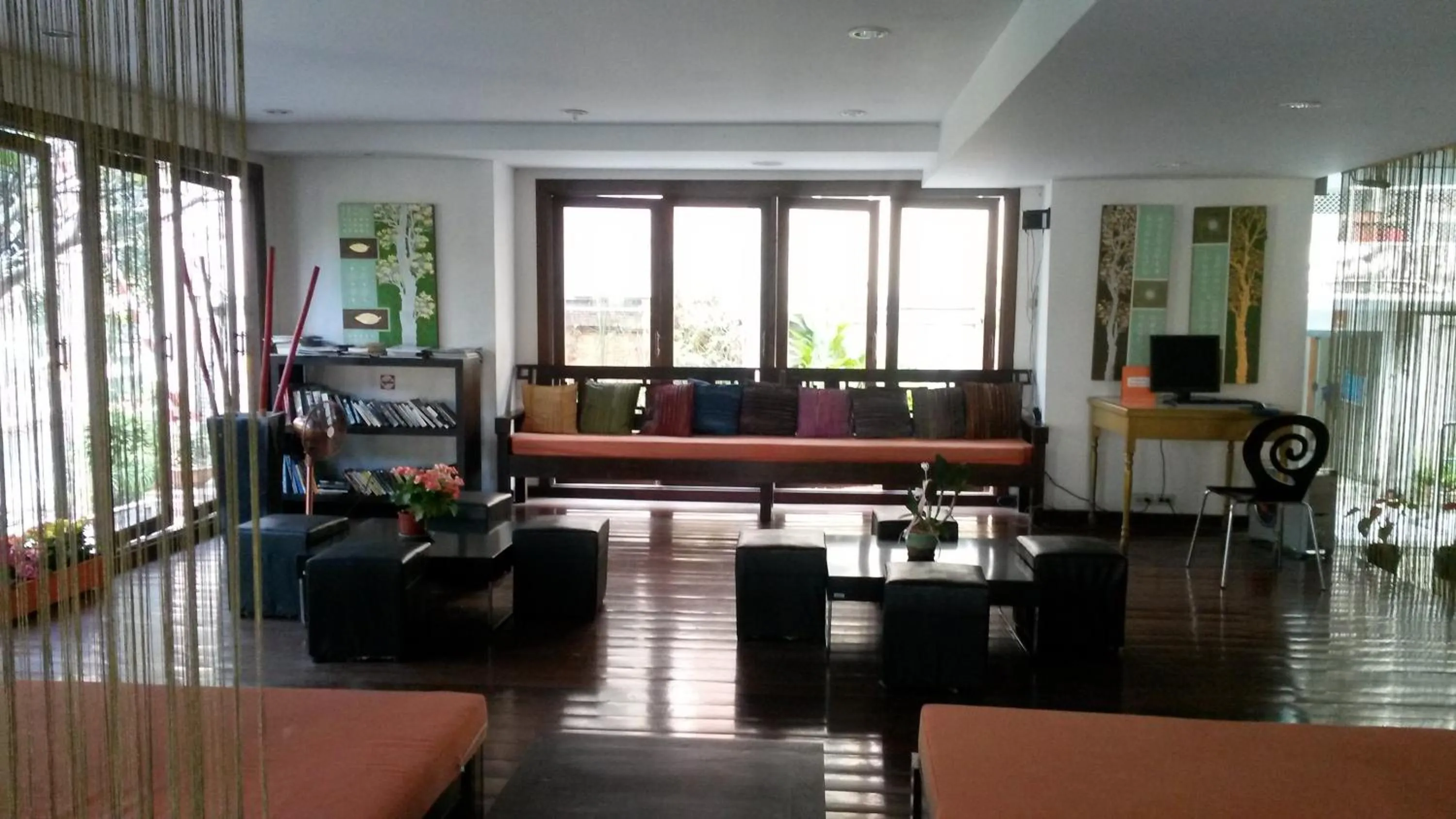 Day in The Dome Residence