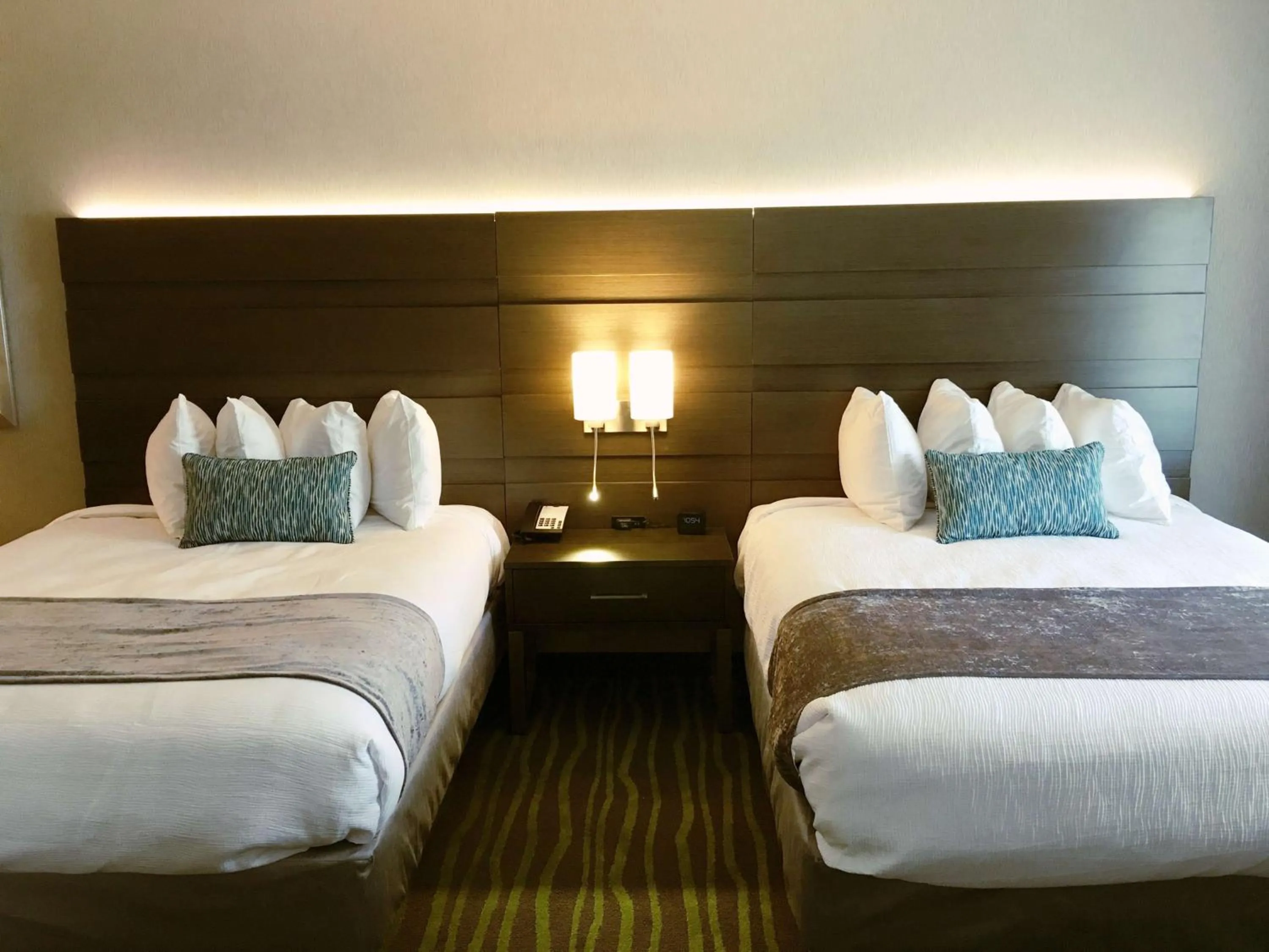 Photo of the whole room, Bed in Best Western Plus Prien Lake Hotel & Suites - Lake Charles