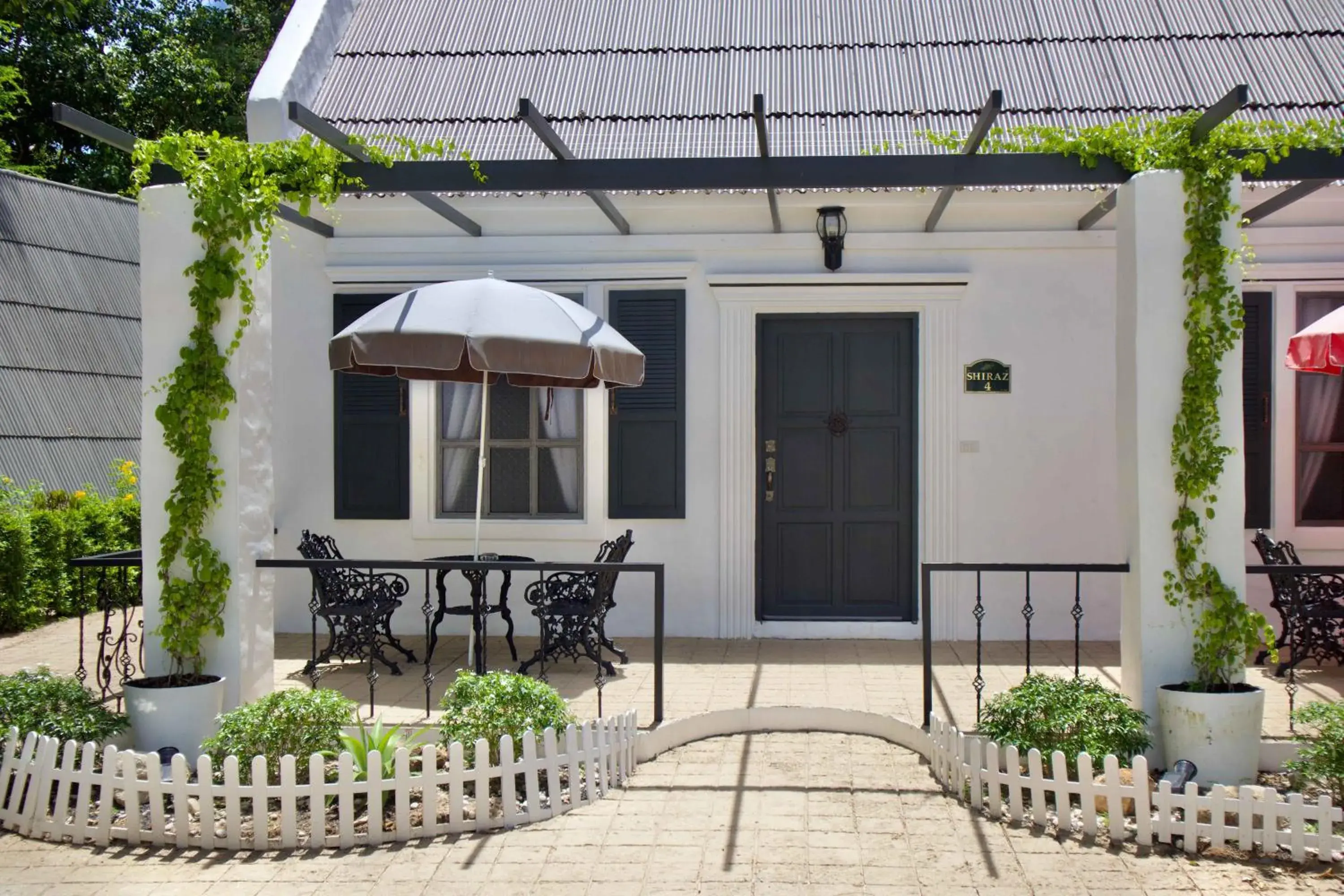 Urban Terrace in Milky Bay Resort Urban Terrace in Milky Bay Resort