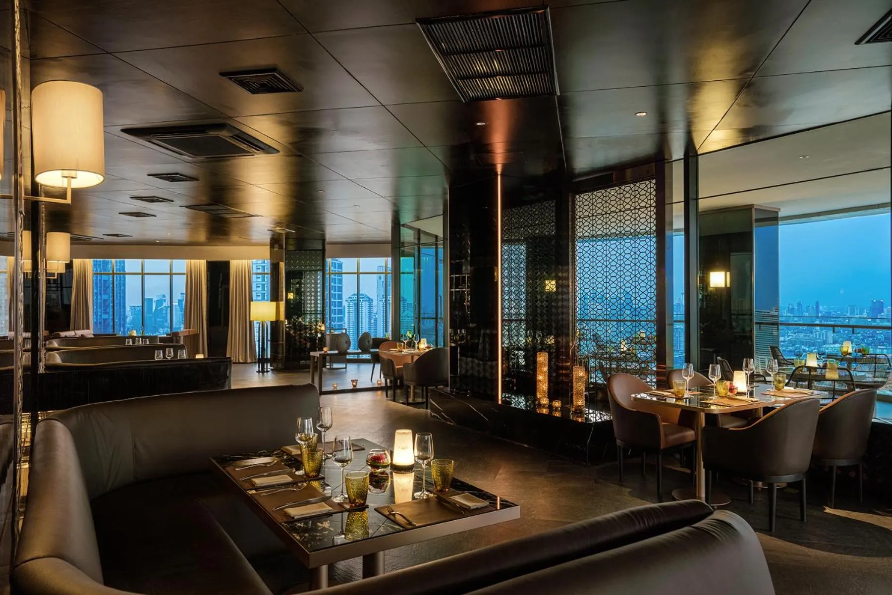 Restaurant/places to eat in JC Kevin Sathorn Bangkok Hotel