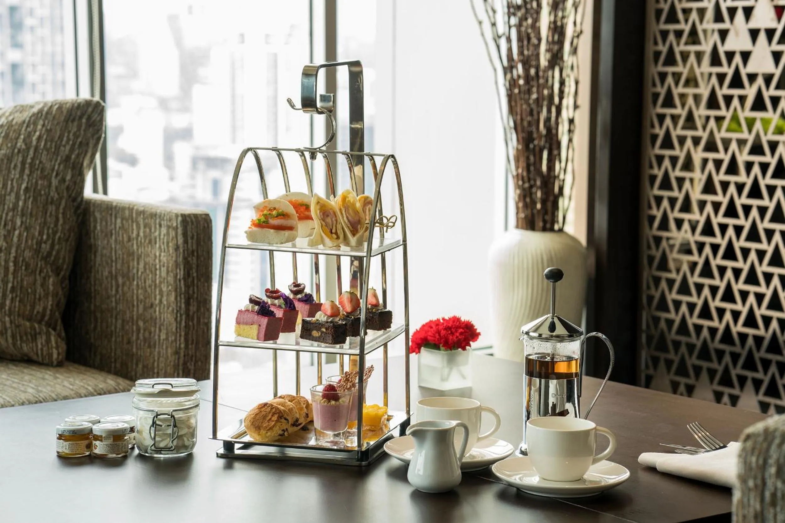 Restaurant/places to eat in JC Kevin Sathorn Bangkok Hotel