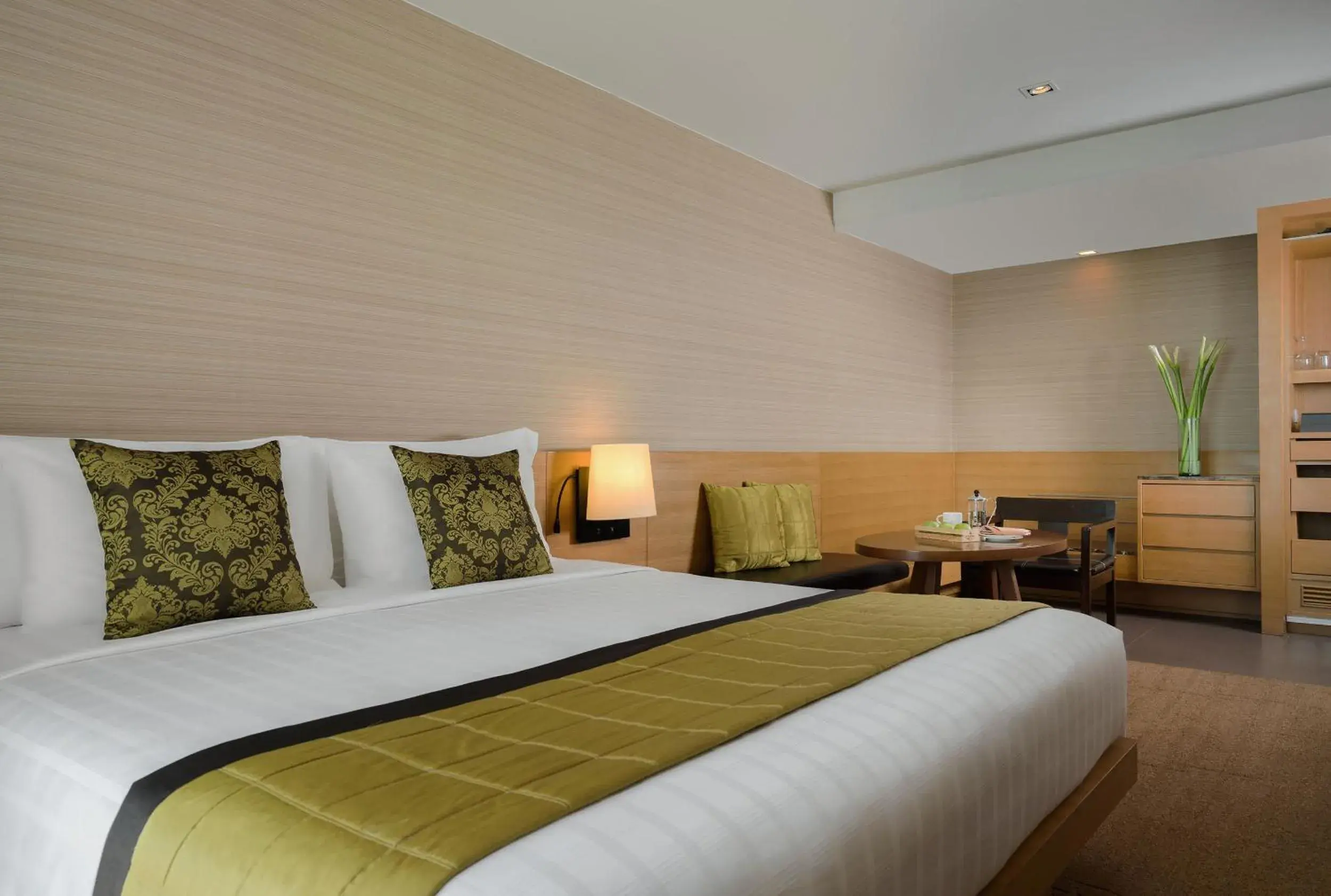 Skyline Premier Room High Floor in JC Kevin Sathorn Bangkok Hotel Skyline Premier Room High Floor in JC Kevin Sathorn Bangkok Hotel