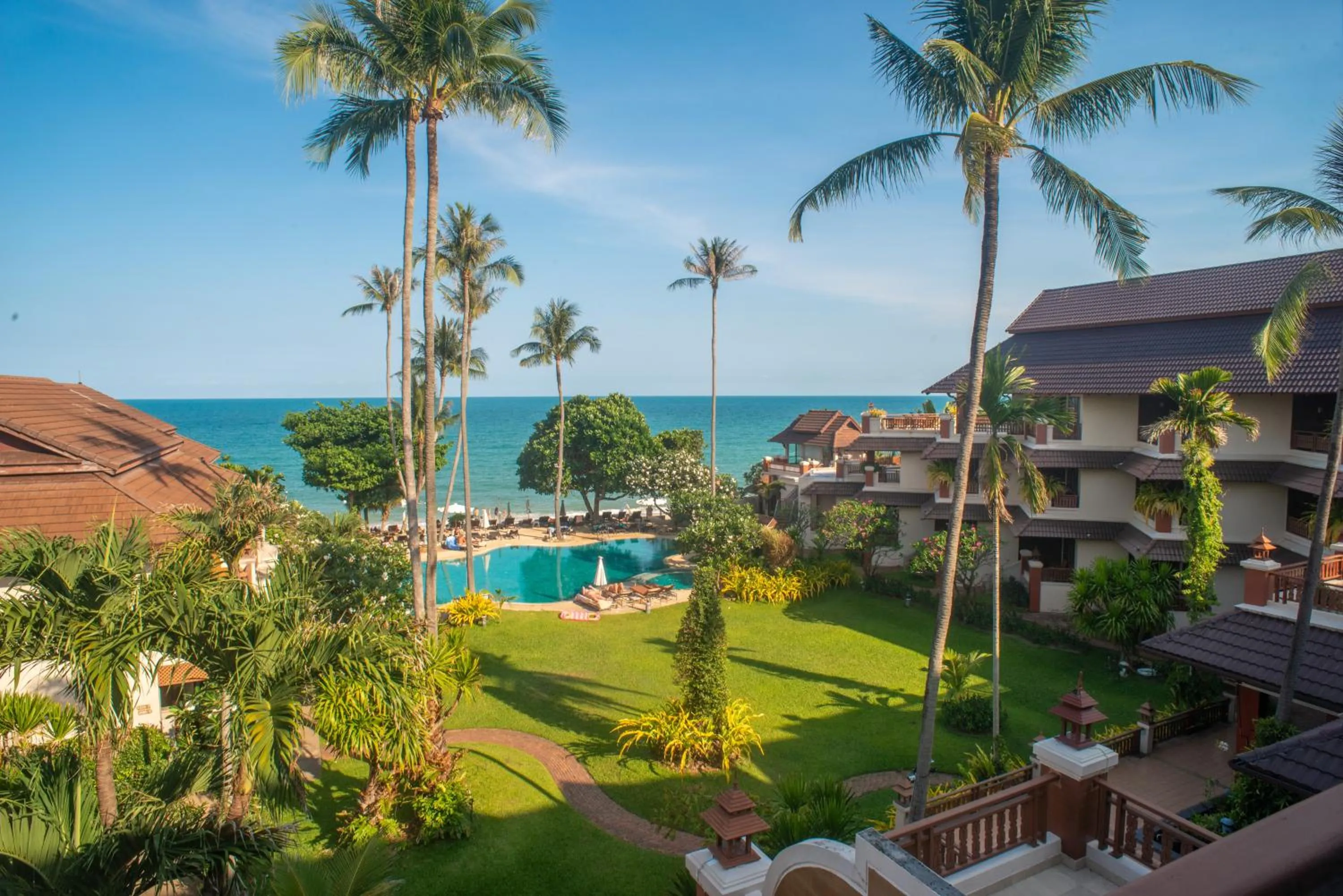 Property building in Aloha Resort