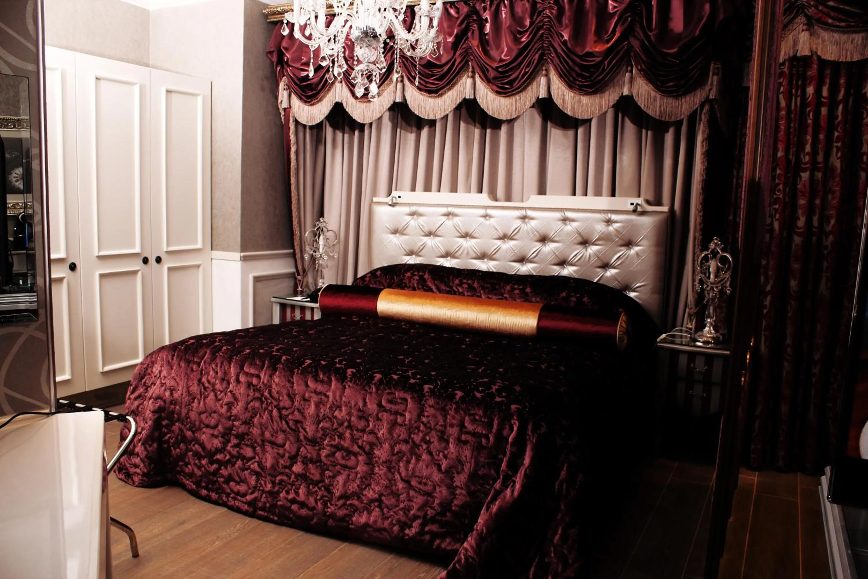 Photo of the whole room in Peermont Metcourt - Thaba Moshate