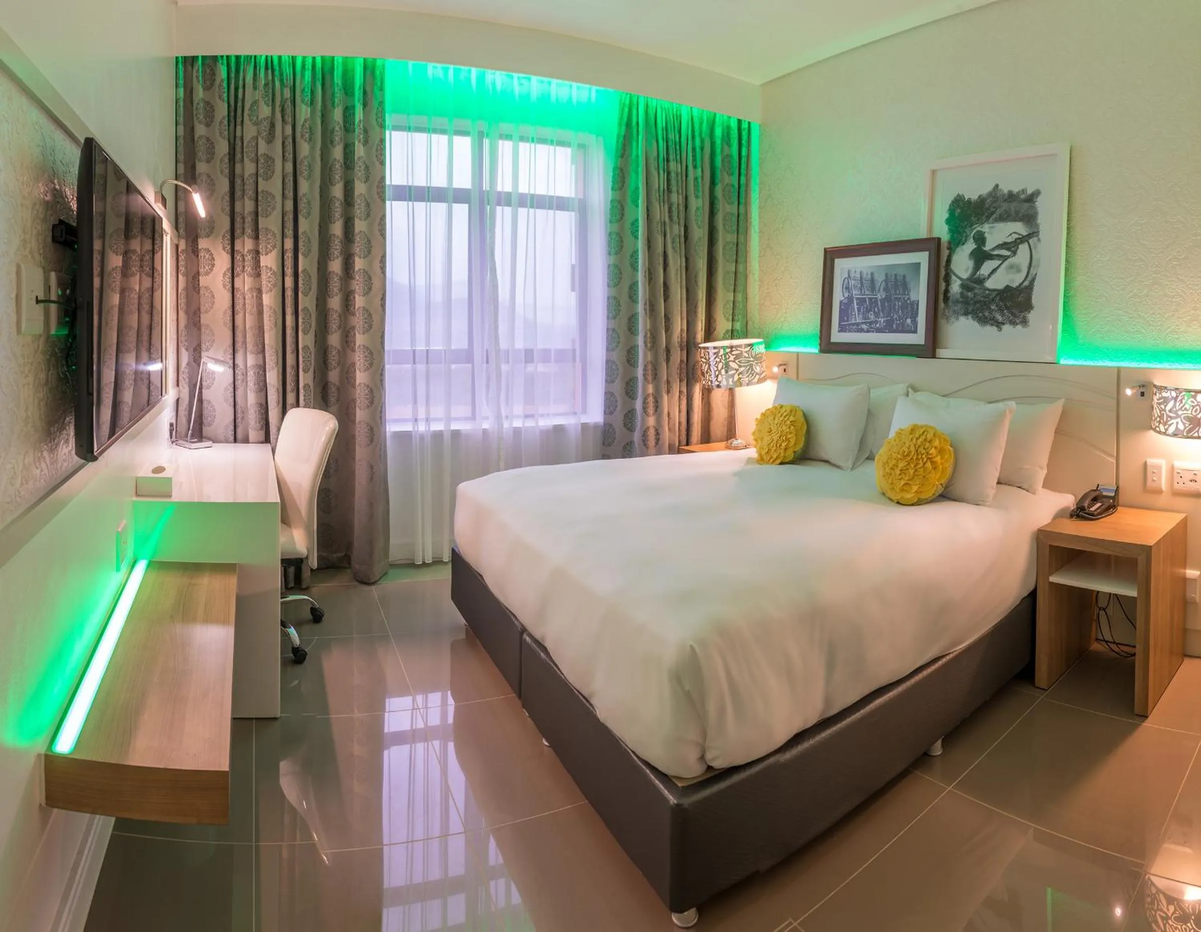 Photo of the whole room in Peermont Metcourt - Thaba Moshate