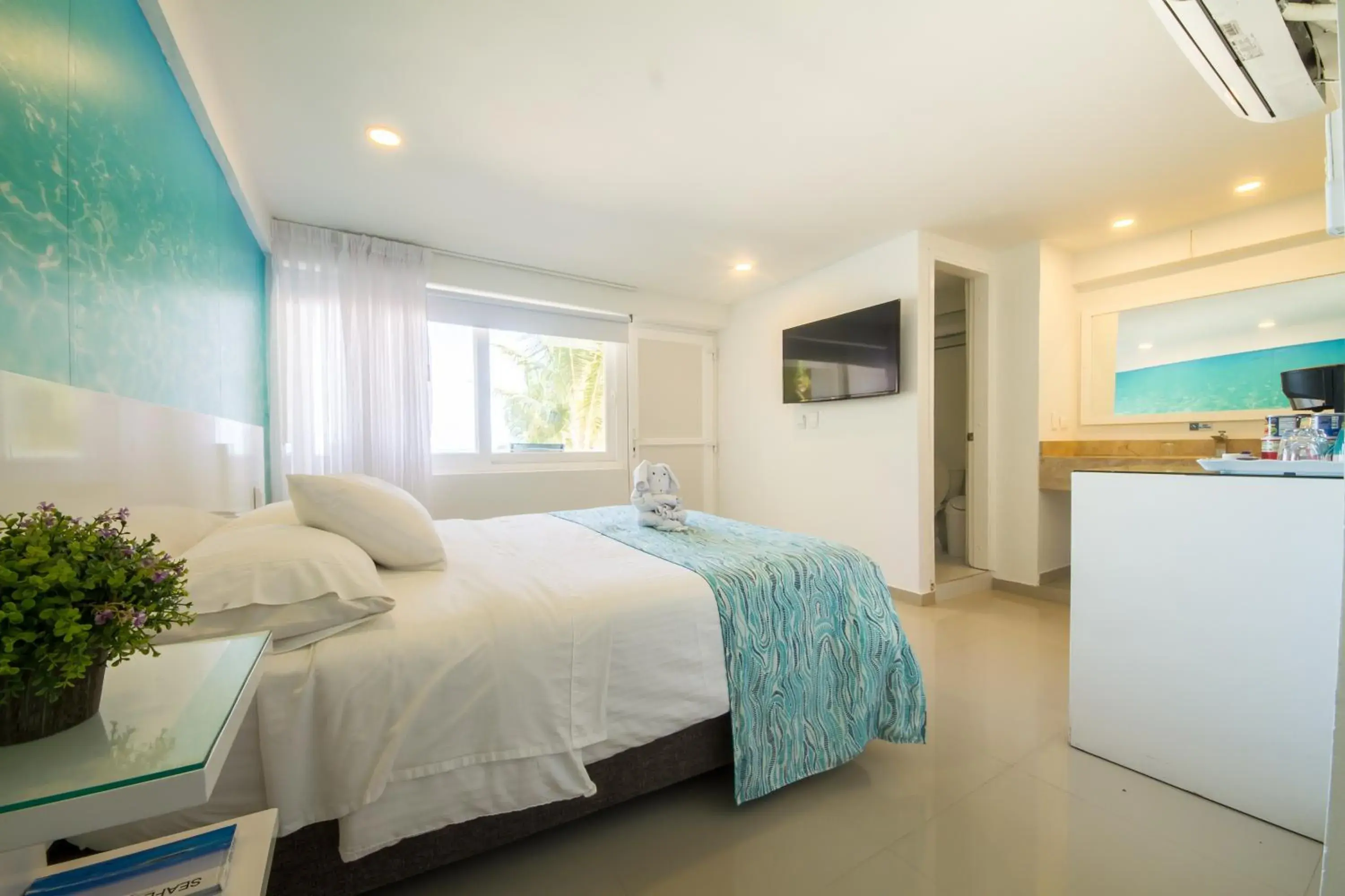 Double Room with Balcony and Sea View in Hotel San Luis Place By Dorado Double Room with Balcony and Sea View in Hotel San Luis Place By Dorado