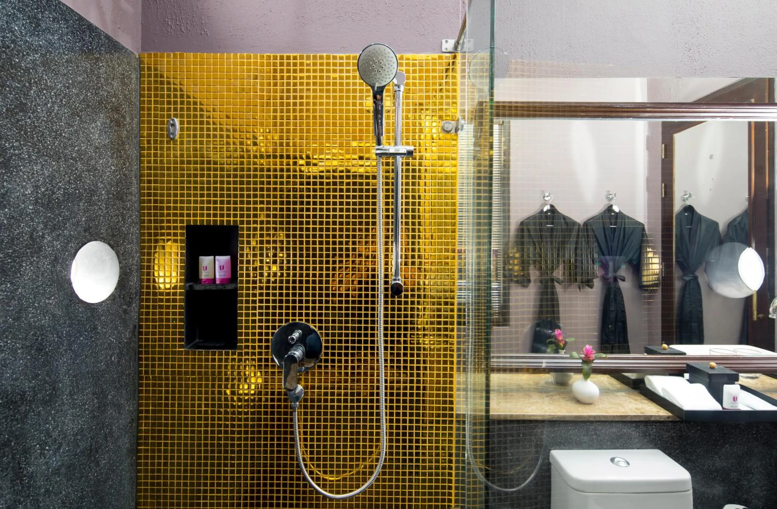 Shower in U Chiang Mai