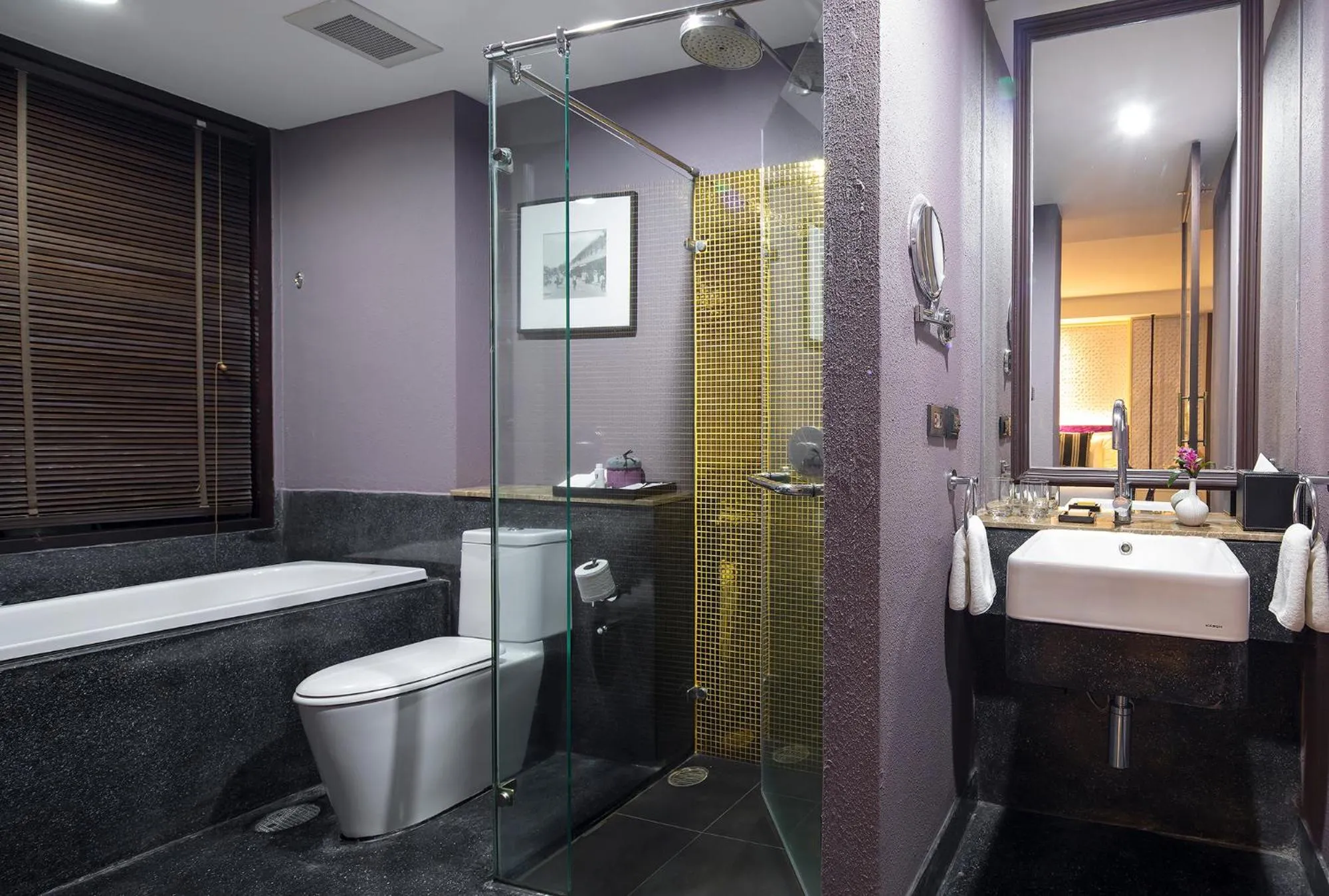 Shower in U Chiang Mai