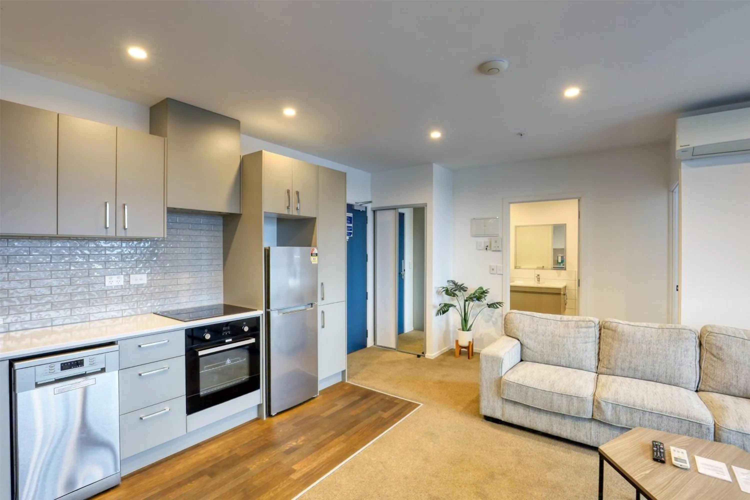 Photo of the whole room in Ramada Suites by Wyndham Queenstown Remarkables Park