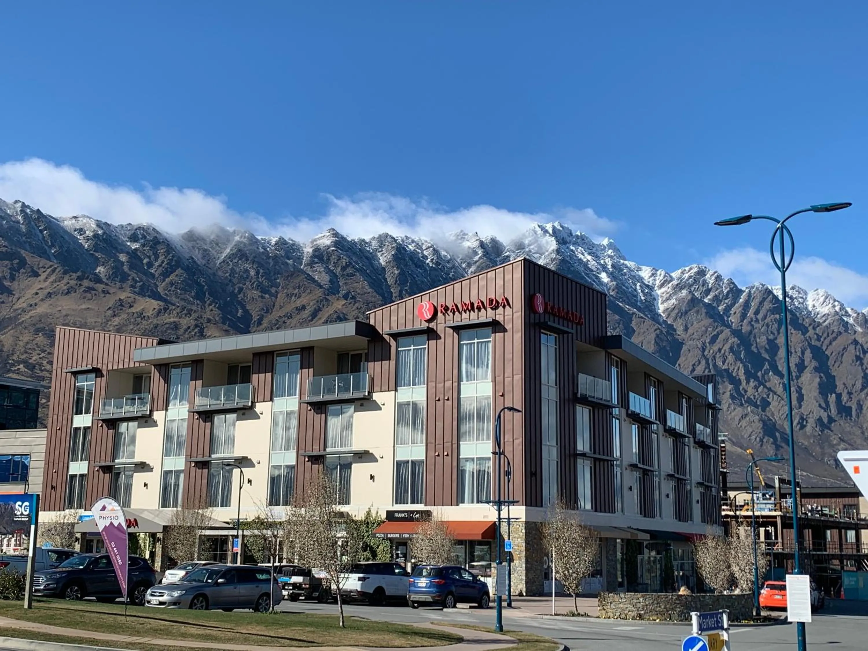 Property building in Ramada Suites by Wyndham Queenstown Remarkables Park