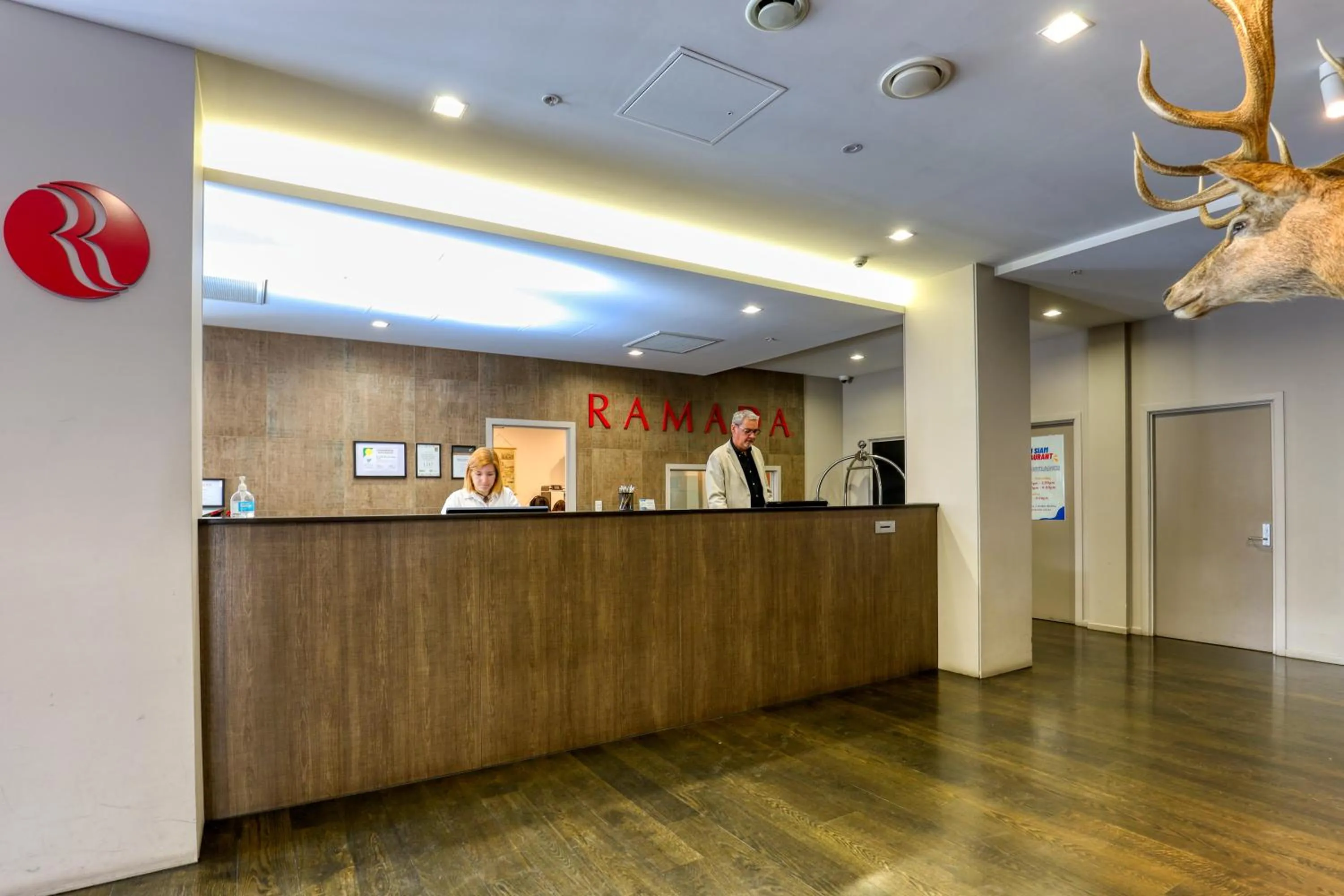 Property building in Ramada Suites by Wyndham Queenstown Remarkables Park