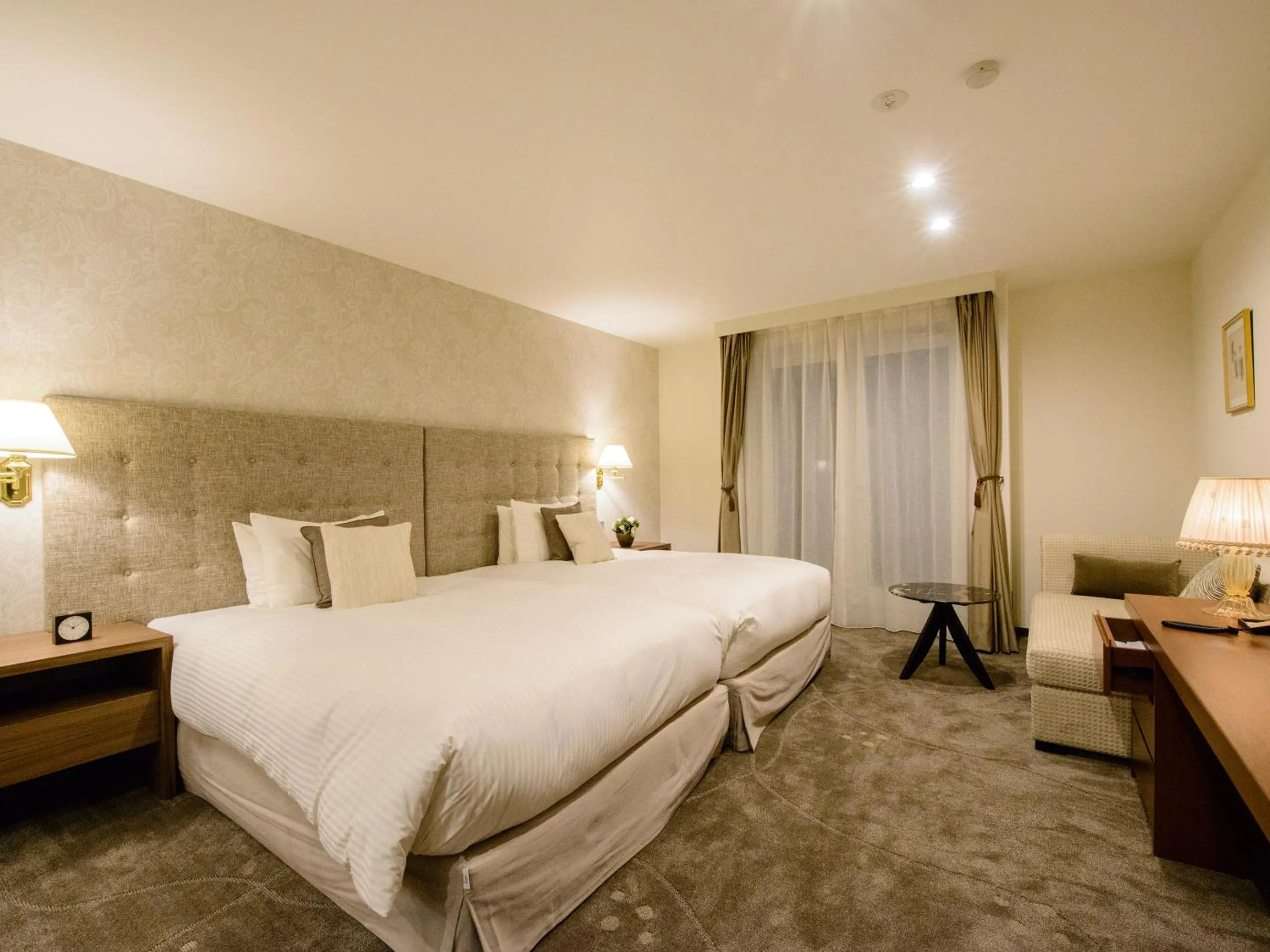 Photo of the whole room, Bed in Le Grand Kyu Karuizawa