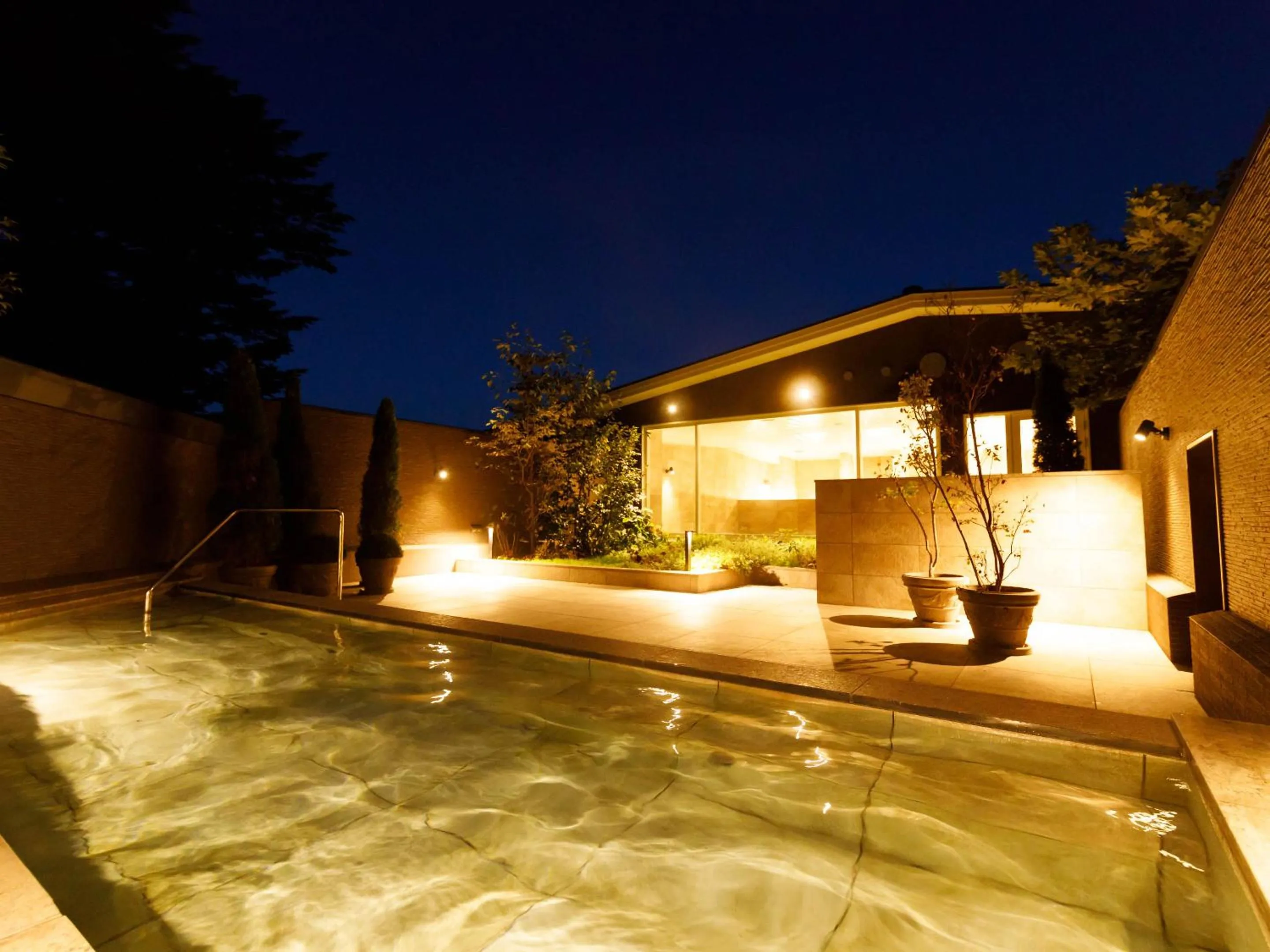 Open Air Bath in Le Grand Kyu Karuizawa