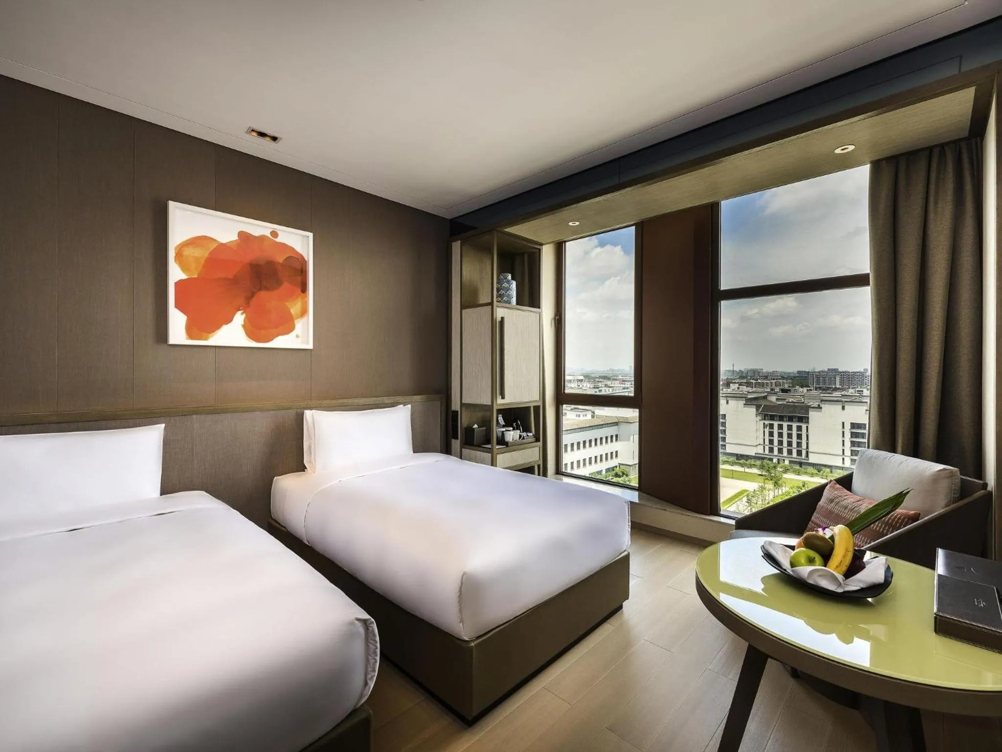 Bedroom, Bed in Novotel Shanghai Clover