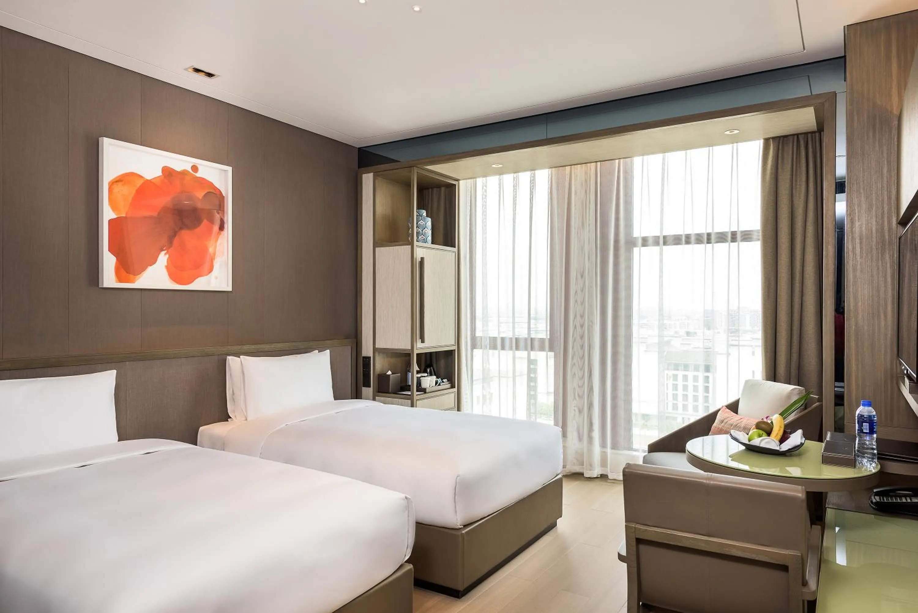 Photo of the whole room, Bed in Novotel Shanghai Clover