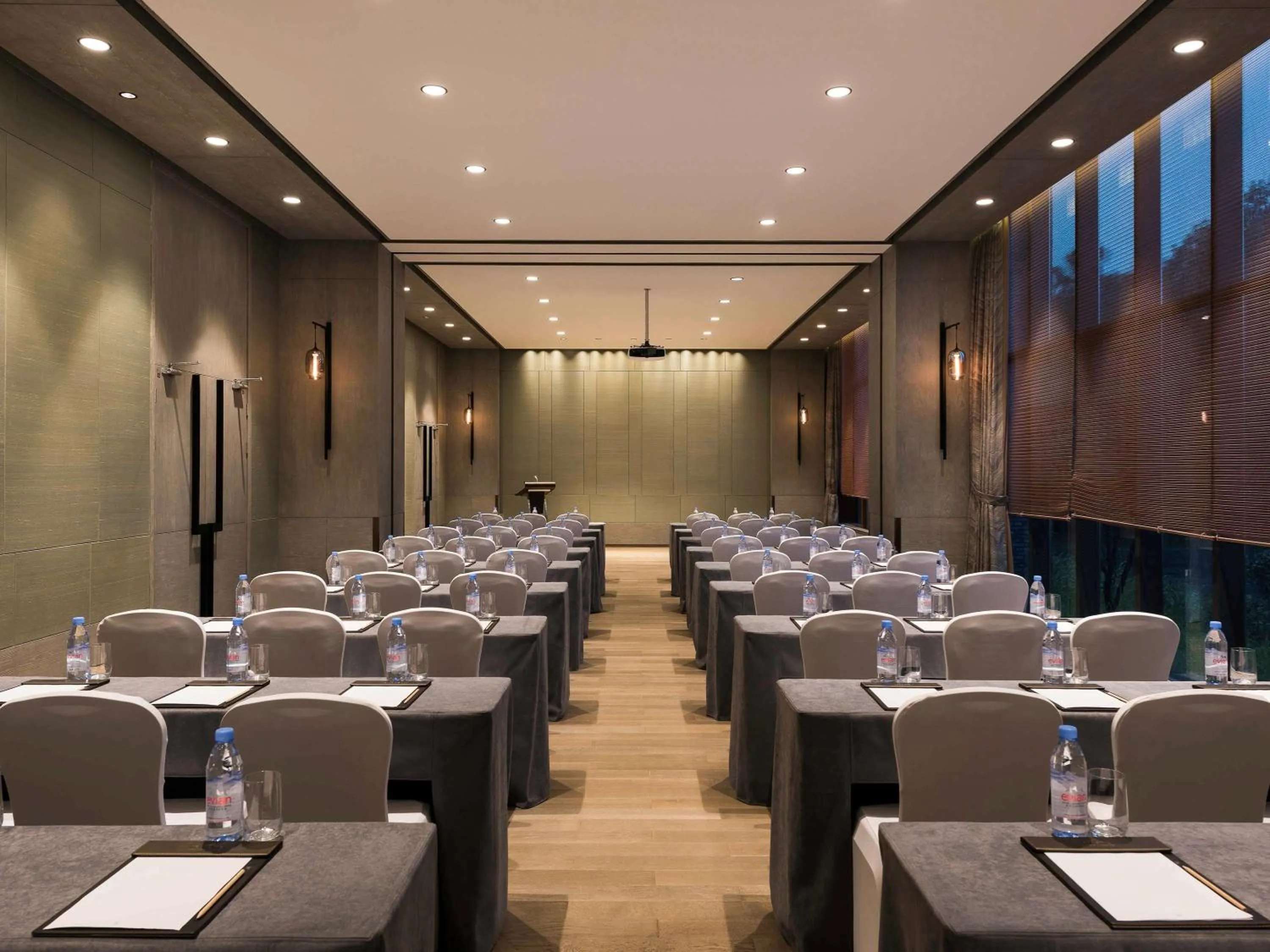 Meeting/conference room in Novotel Shanghai Clover