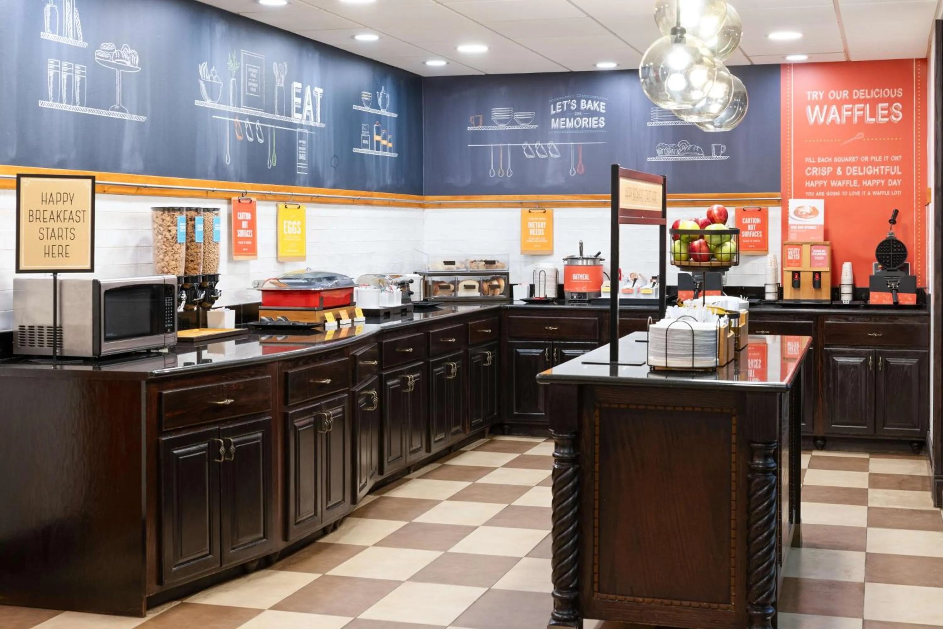 Breakfast in Hampton Inn & Suites Wells-Ogunquit