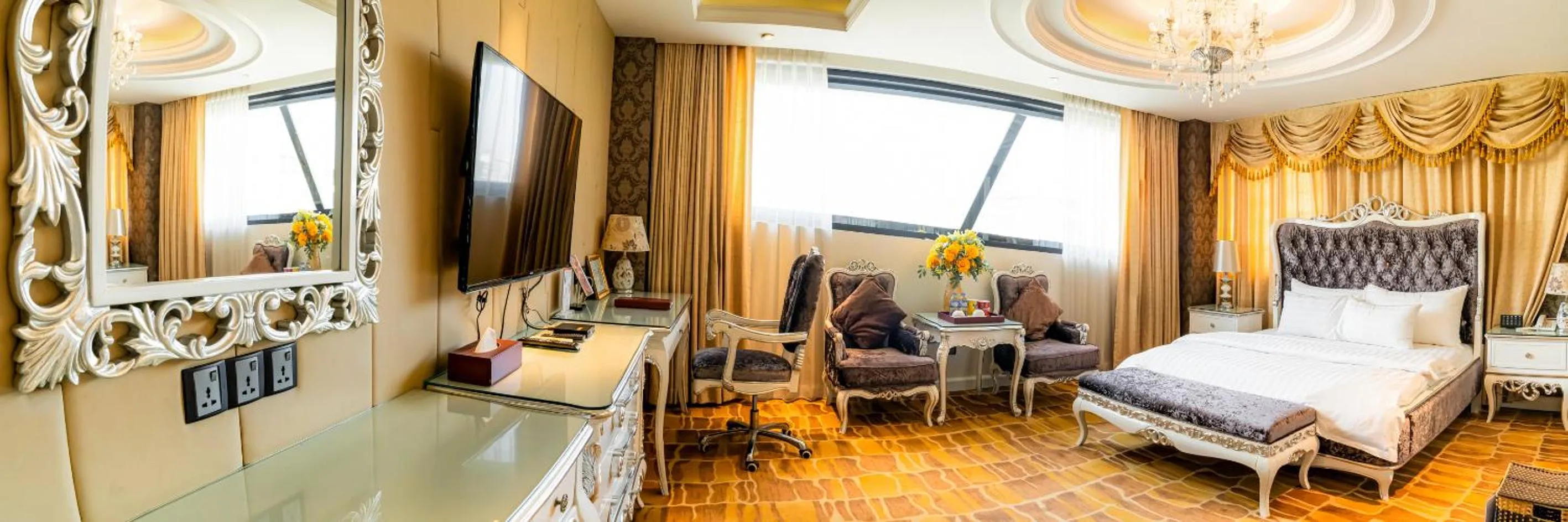 Photo of the whole room in Hoang Trieu Hotel