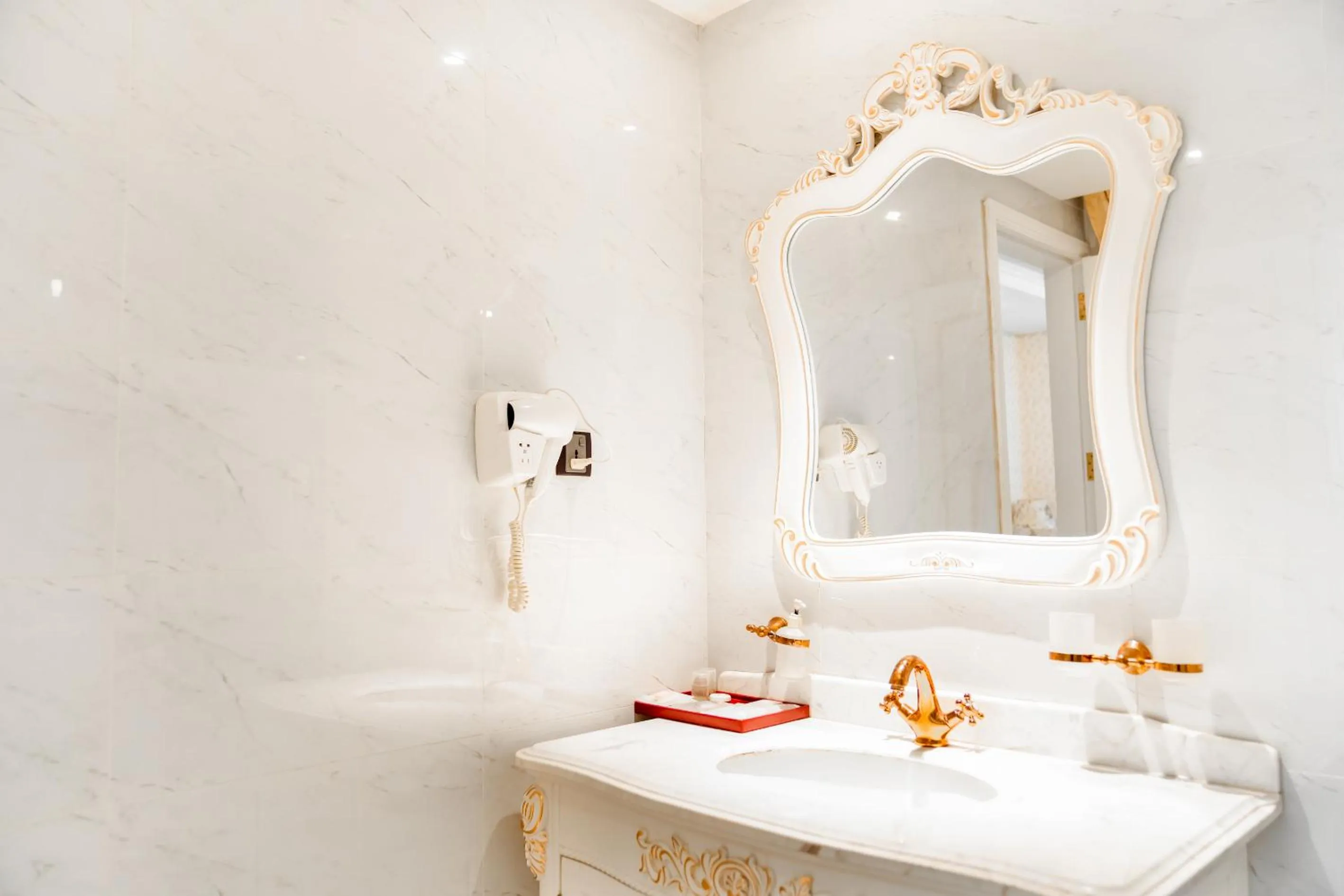 Bathroom in Hoang Trieu Hotel