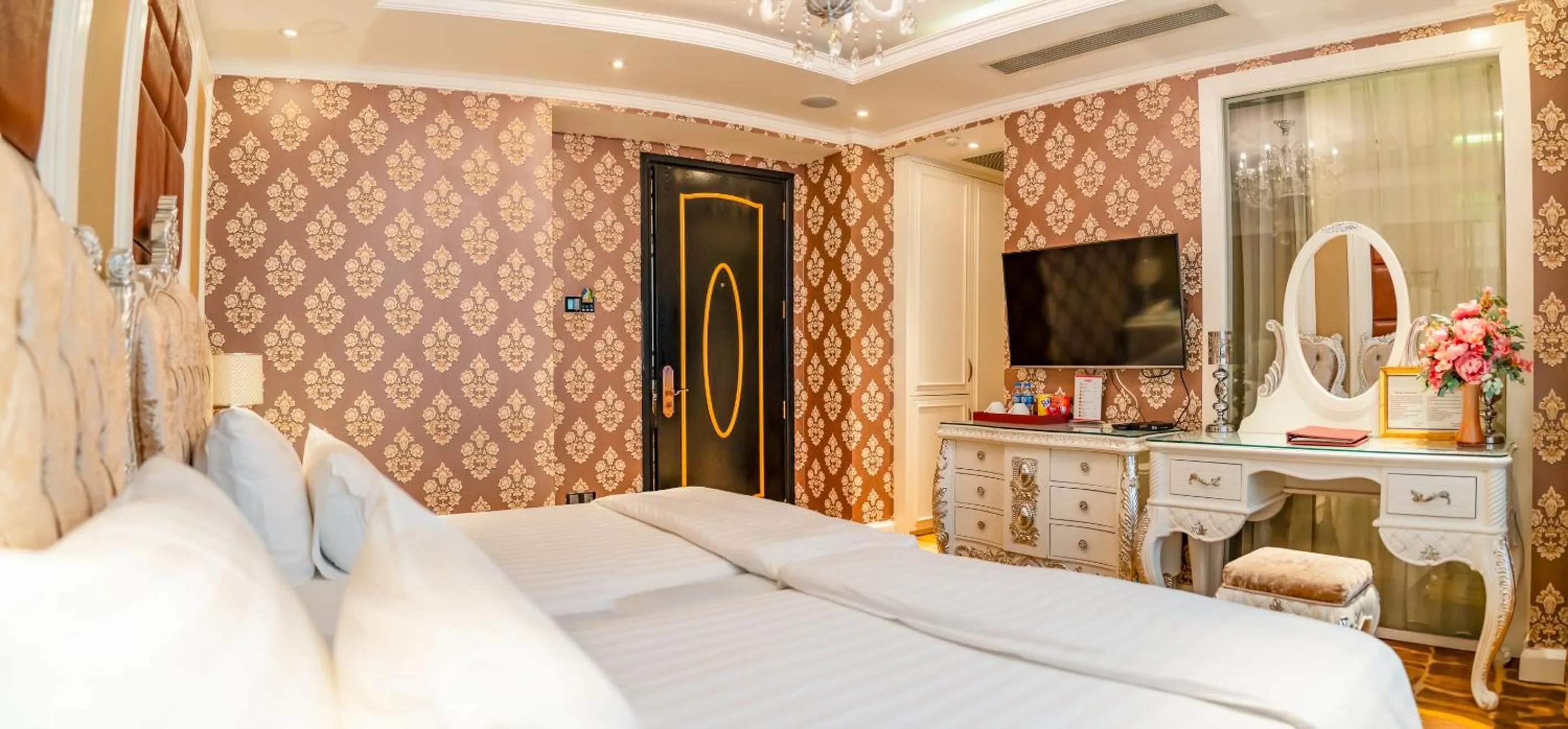 Photo of the whole room in Hoang Trieu Hotel