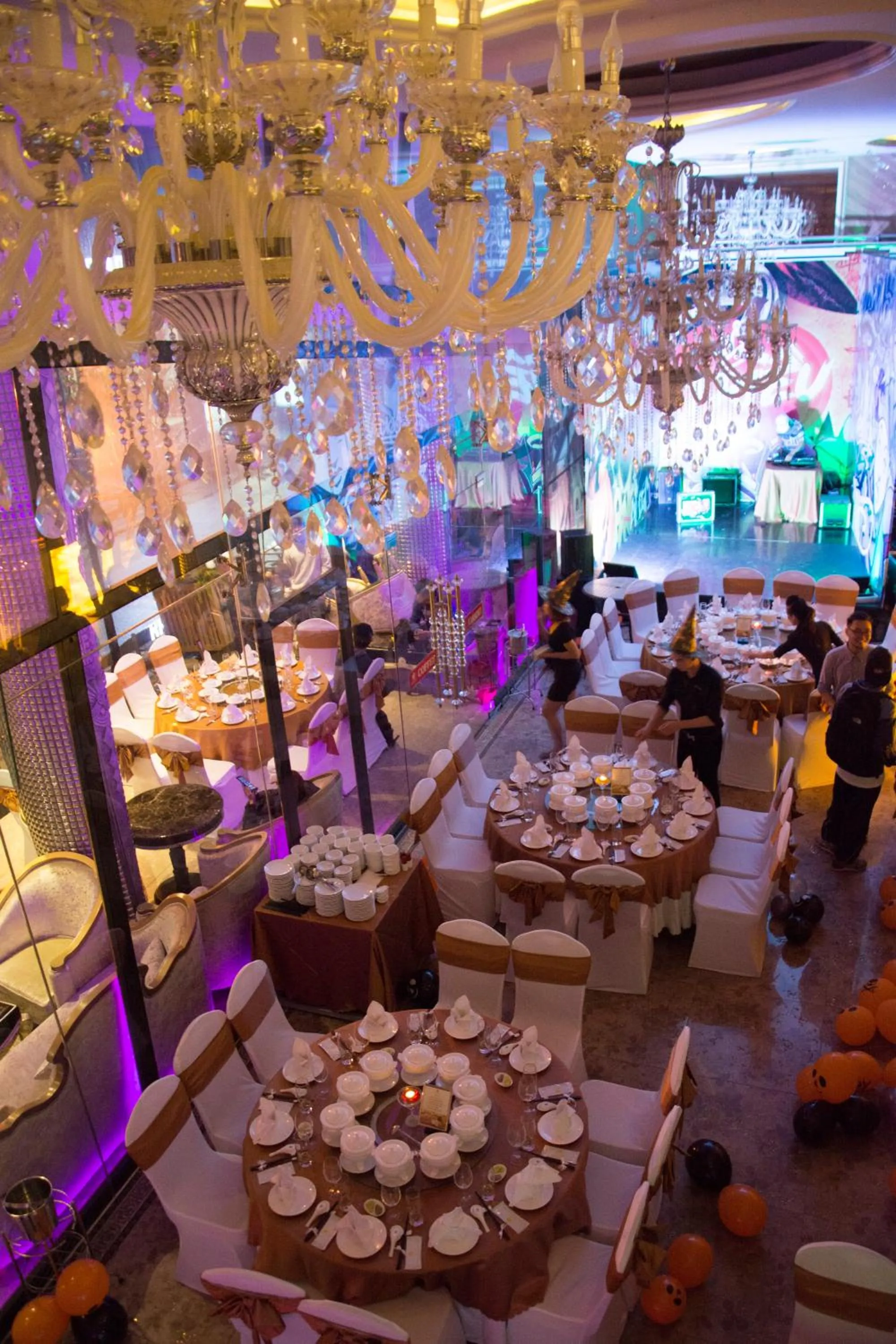 Property building in Hoang Trieu Hotel