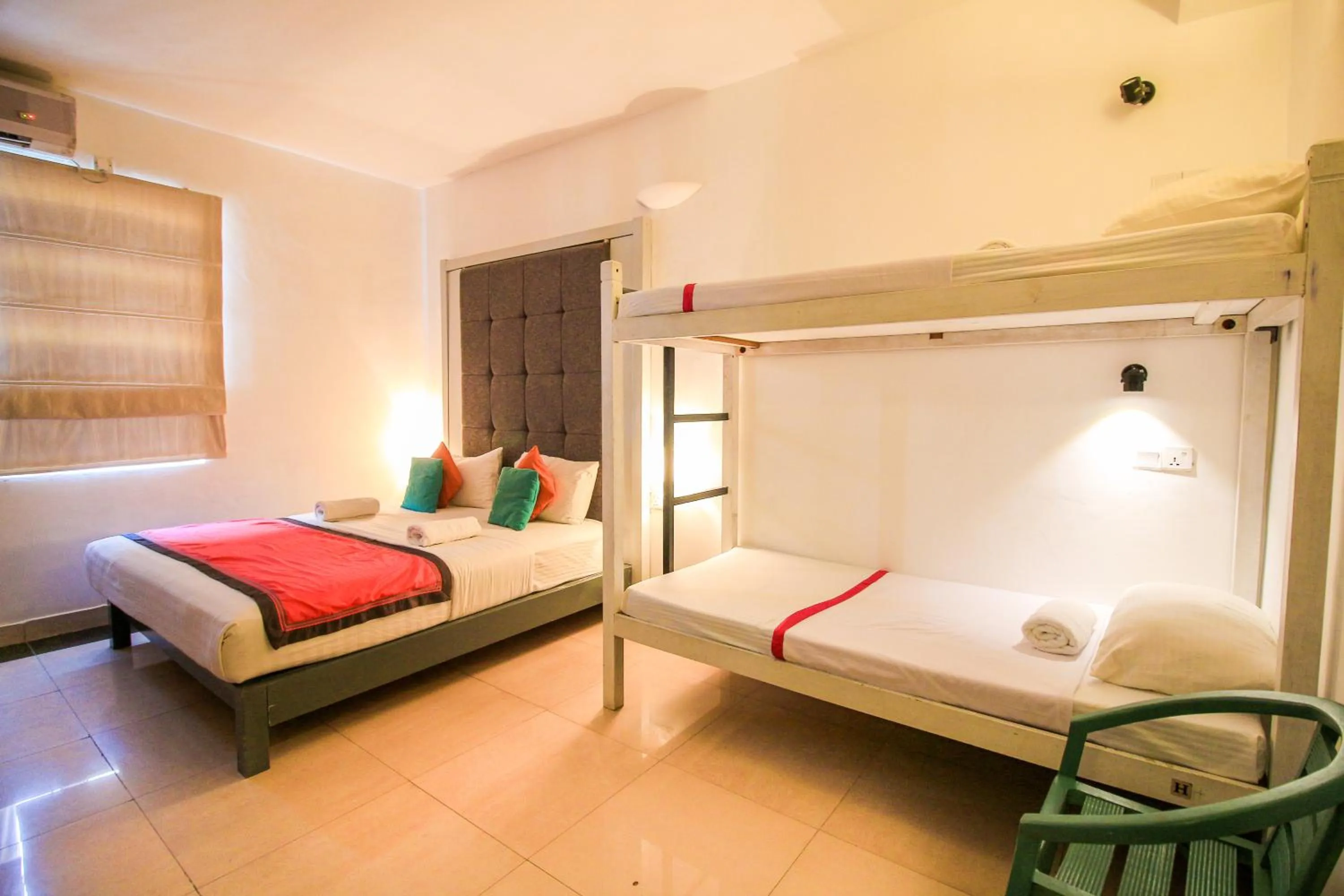 Bedroom, Bed in Clock Inn Dehiwala