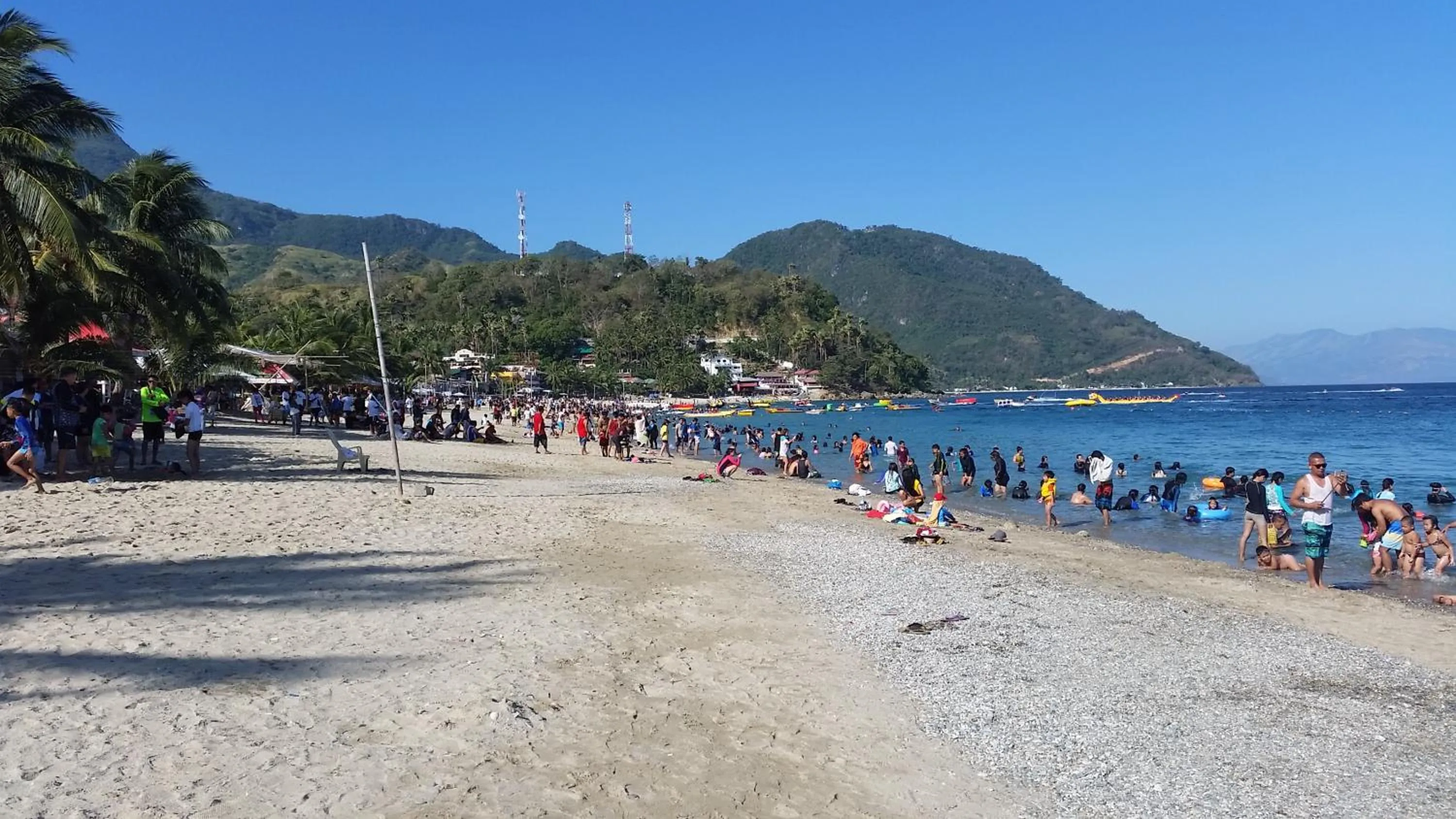 Beach in Simons Heritage Resort Puerto Galera