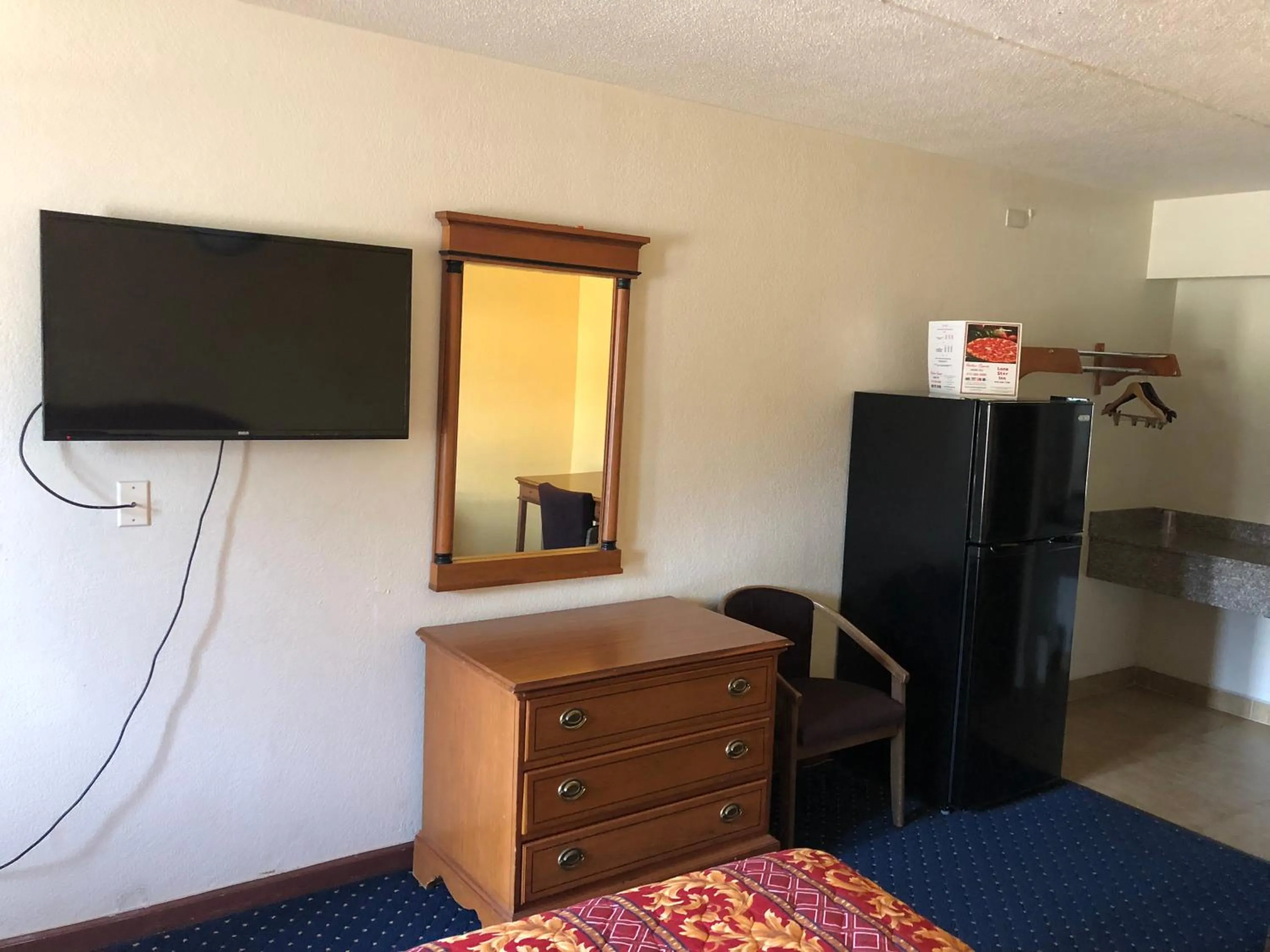 Bed in Lone Star Inn