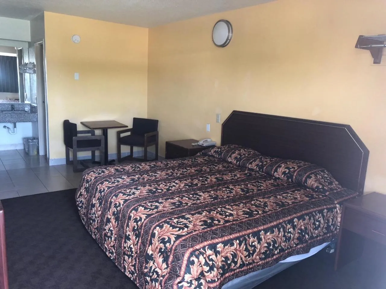 Bed in Lone Star Inn