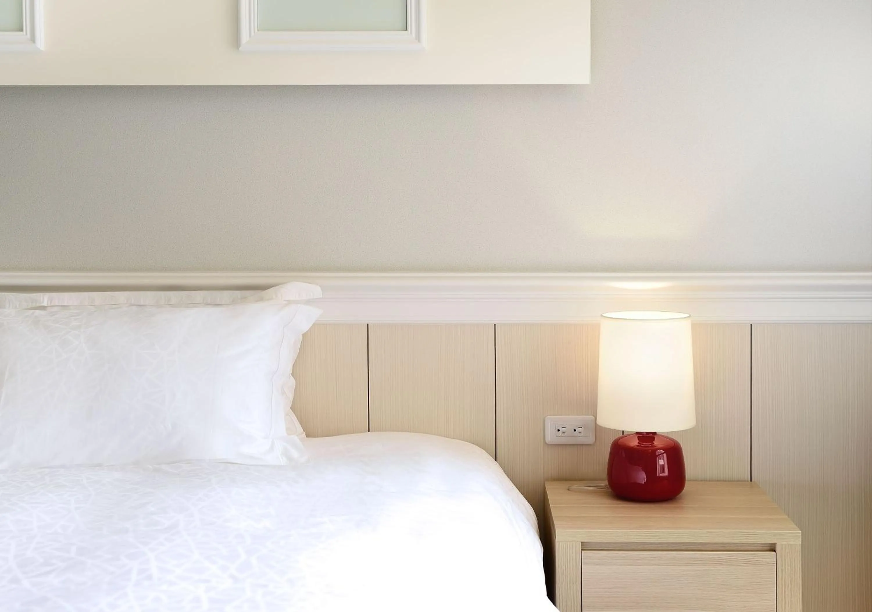 Decorative detail, Bed in Caffir Garden Hotel