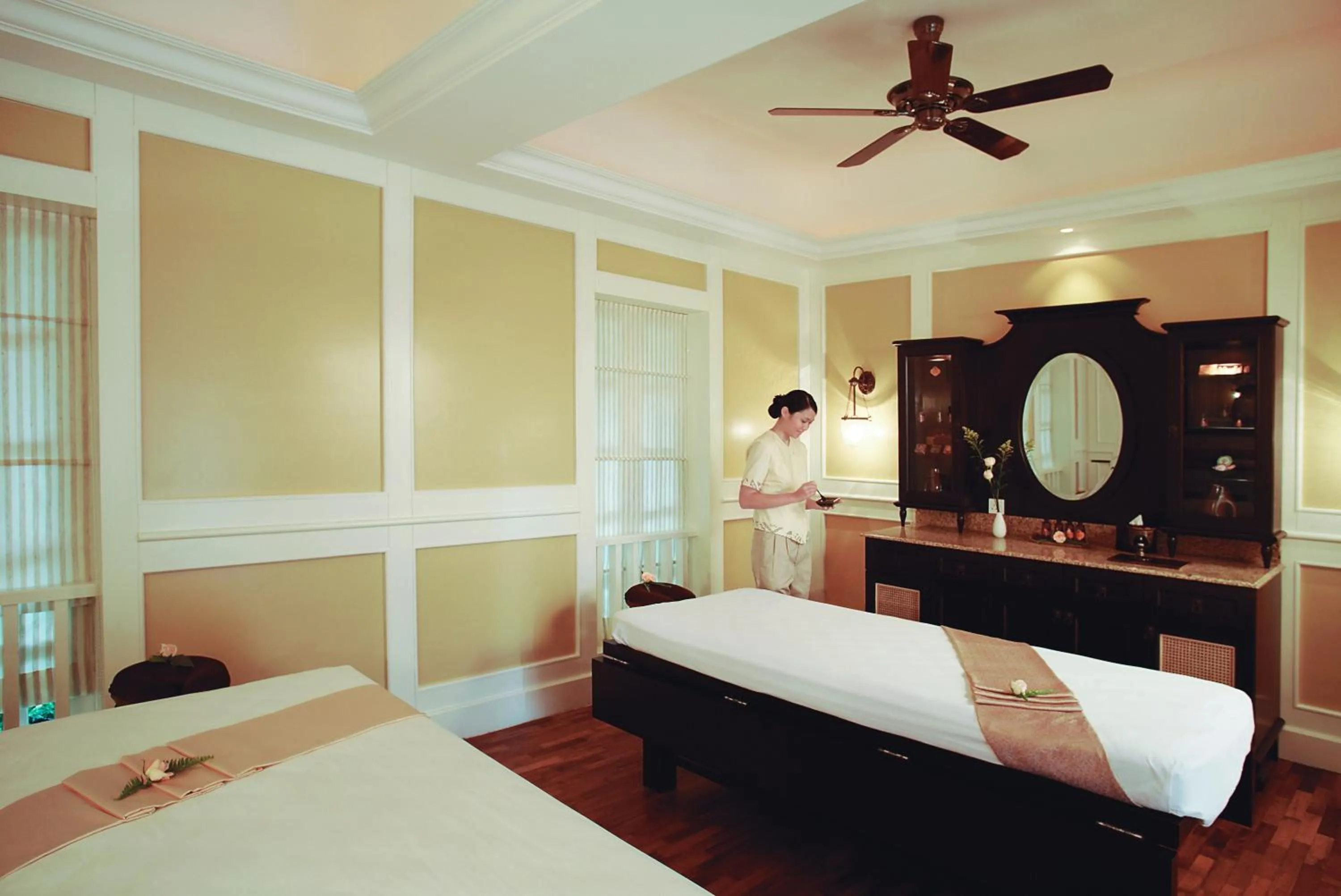 Staff, Bed in Cameron Highlands Resort - Small Luxury Hotels of the World