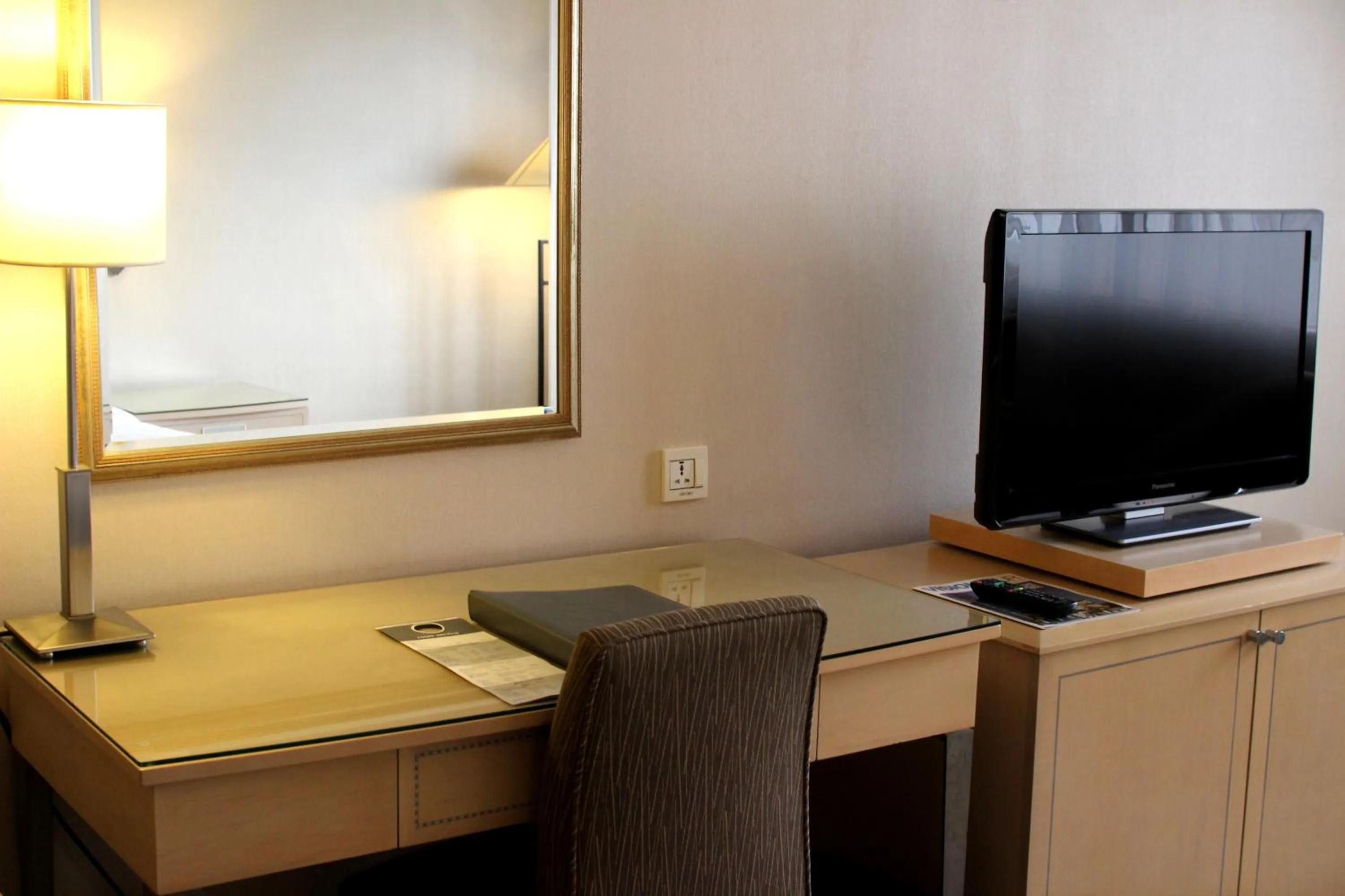 Seating area in York Hotel