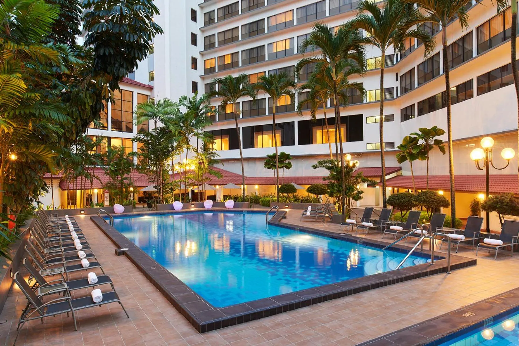 Swimming pool in York Hotel