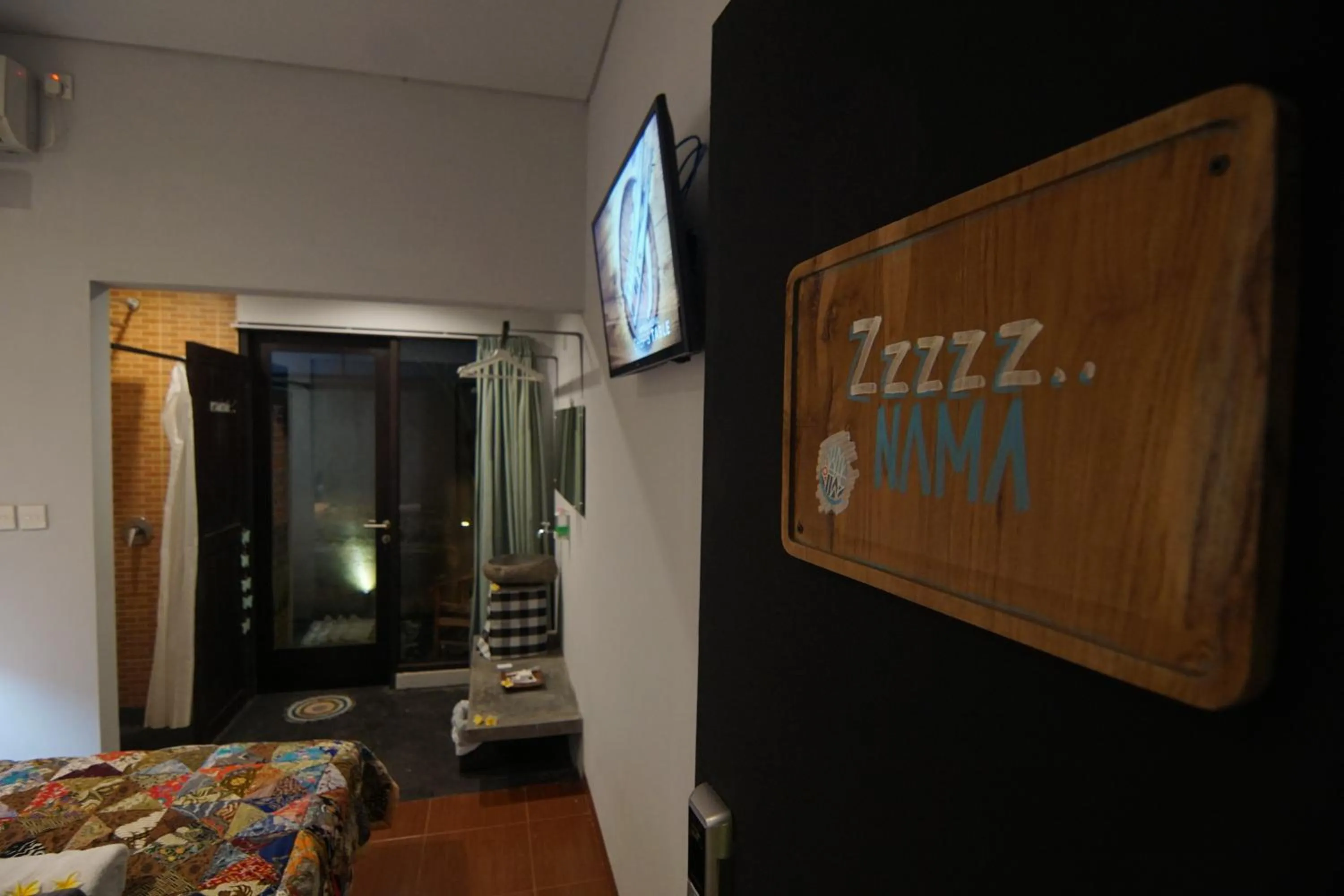 TV and multimedia, Bed in NamaStay