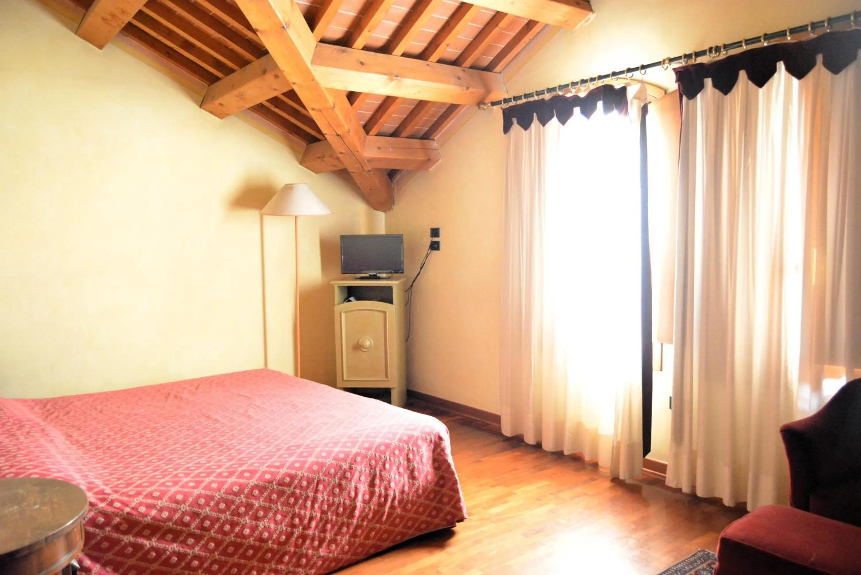 Bedroom in Hotel La Torre