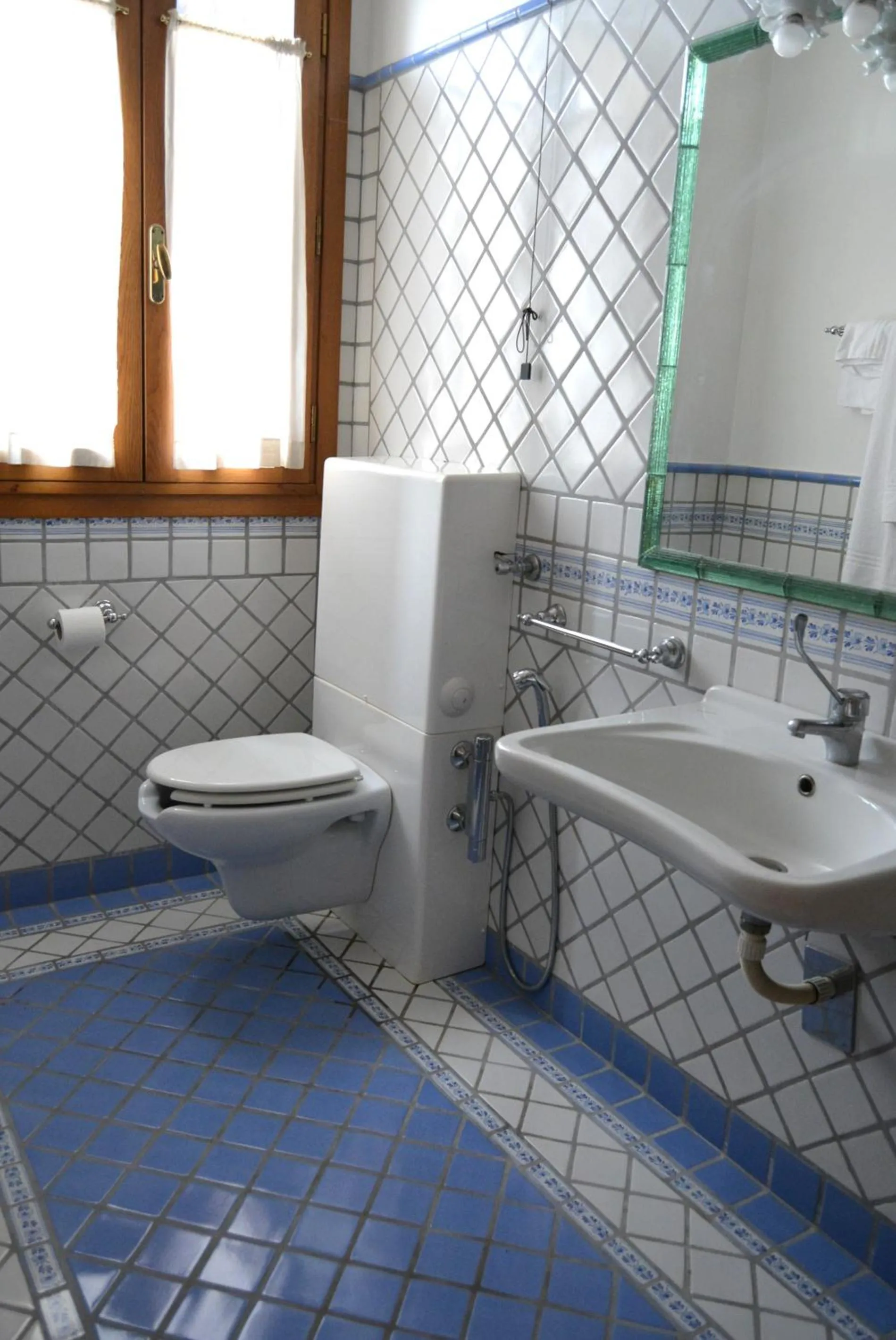 Bathroom in Hotel La Torre