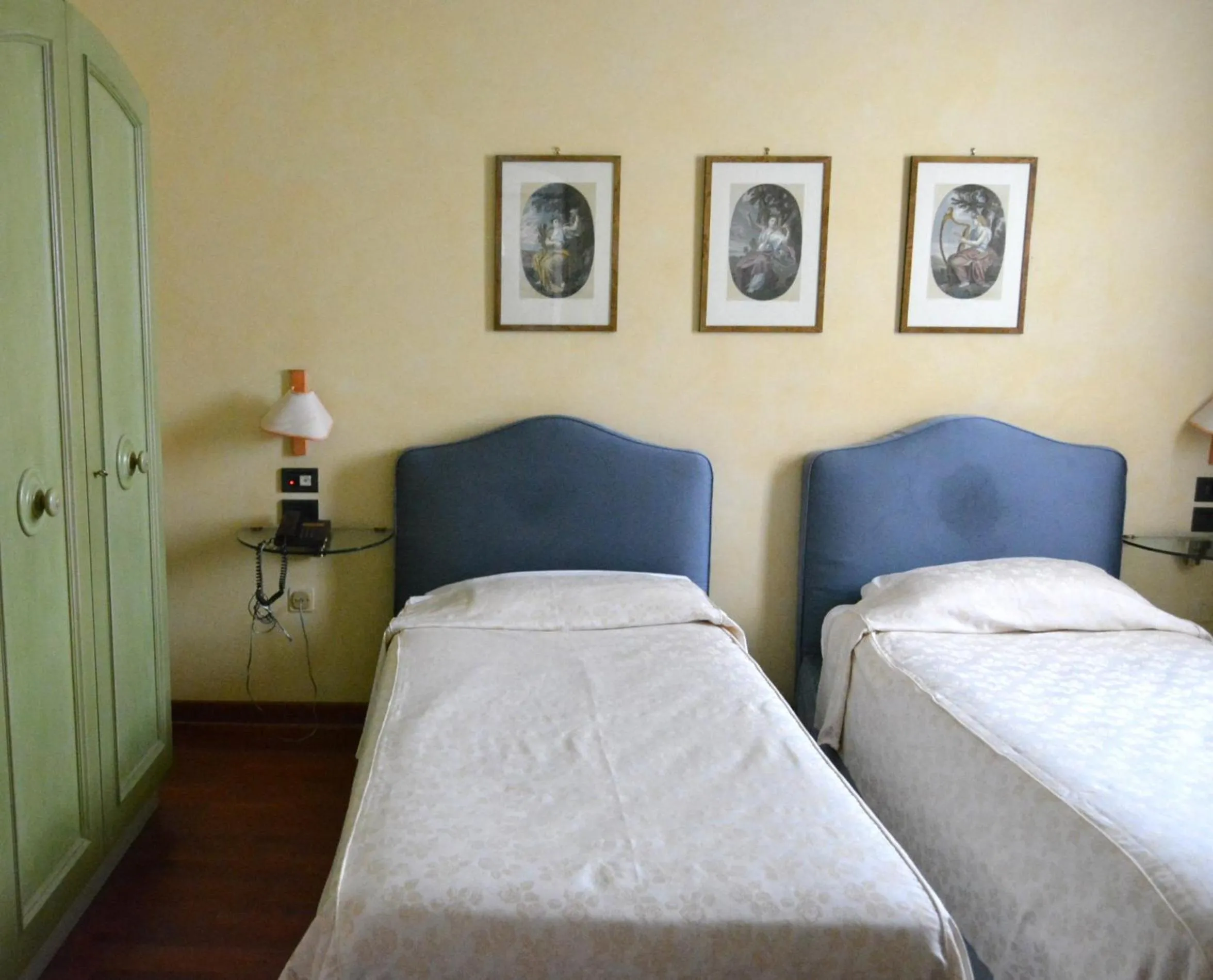 Bed in Hotel La Torre