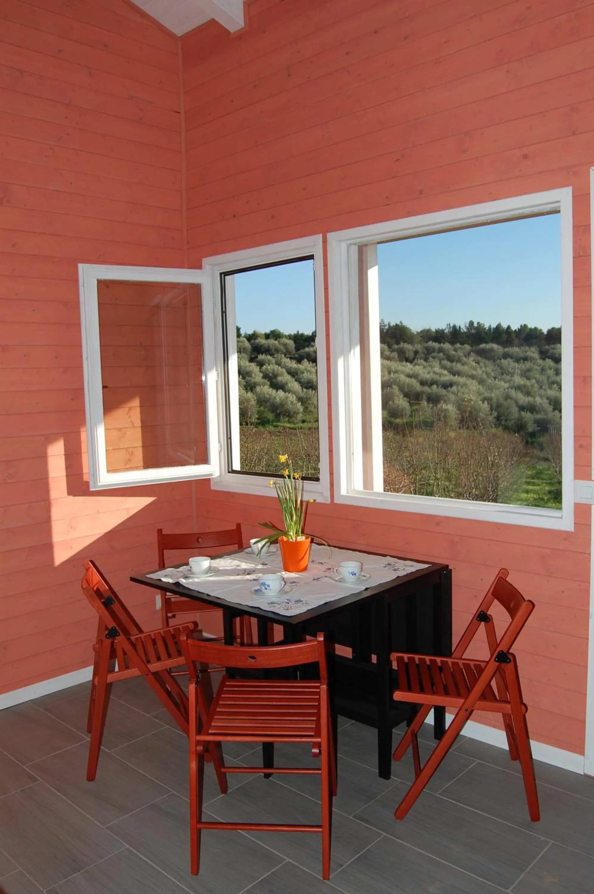 Dining area in Mandorleo