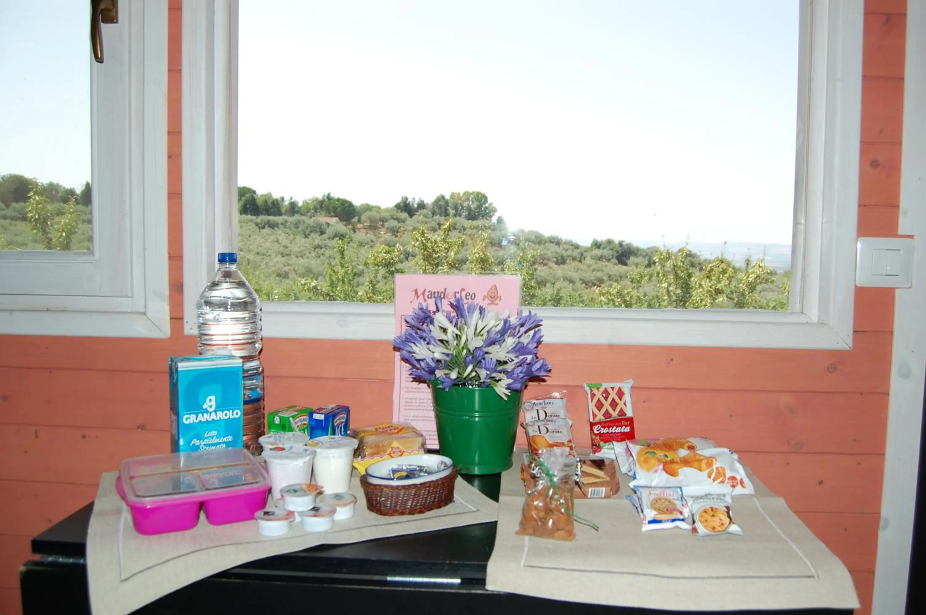 Dining area in Mandorleo