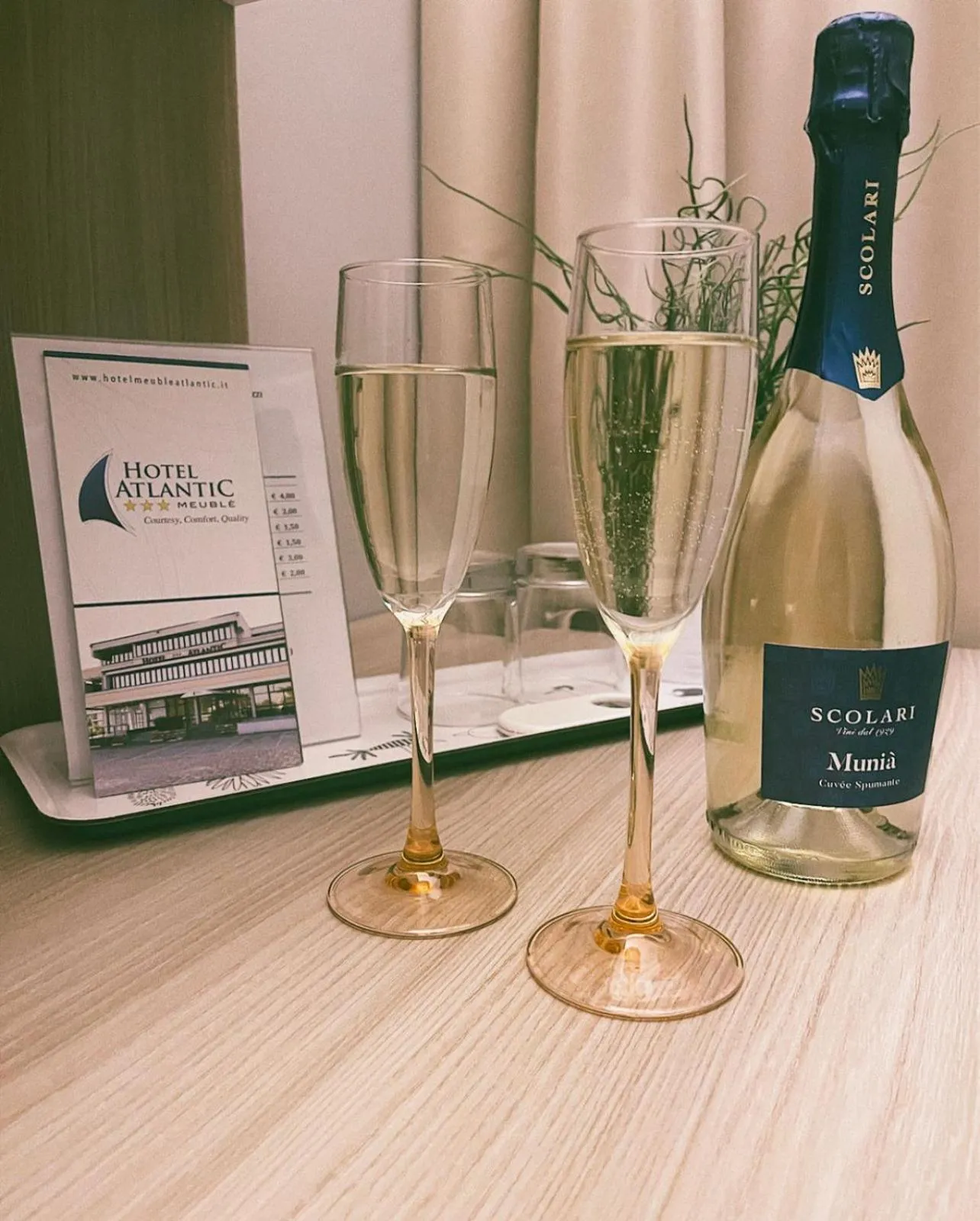 Drinks in Hotel Meuble' Atlantic