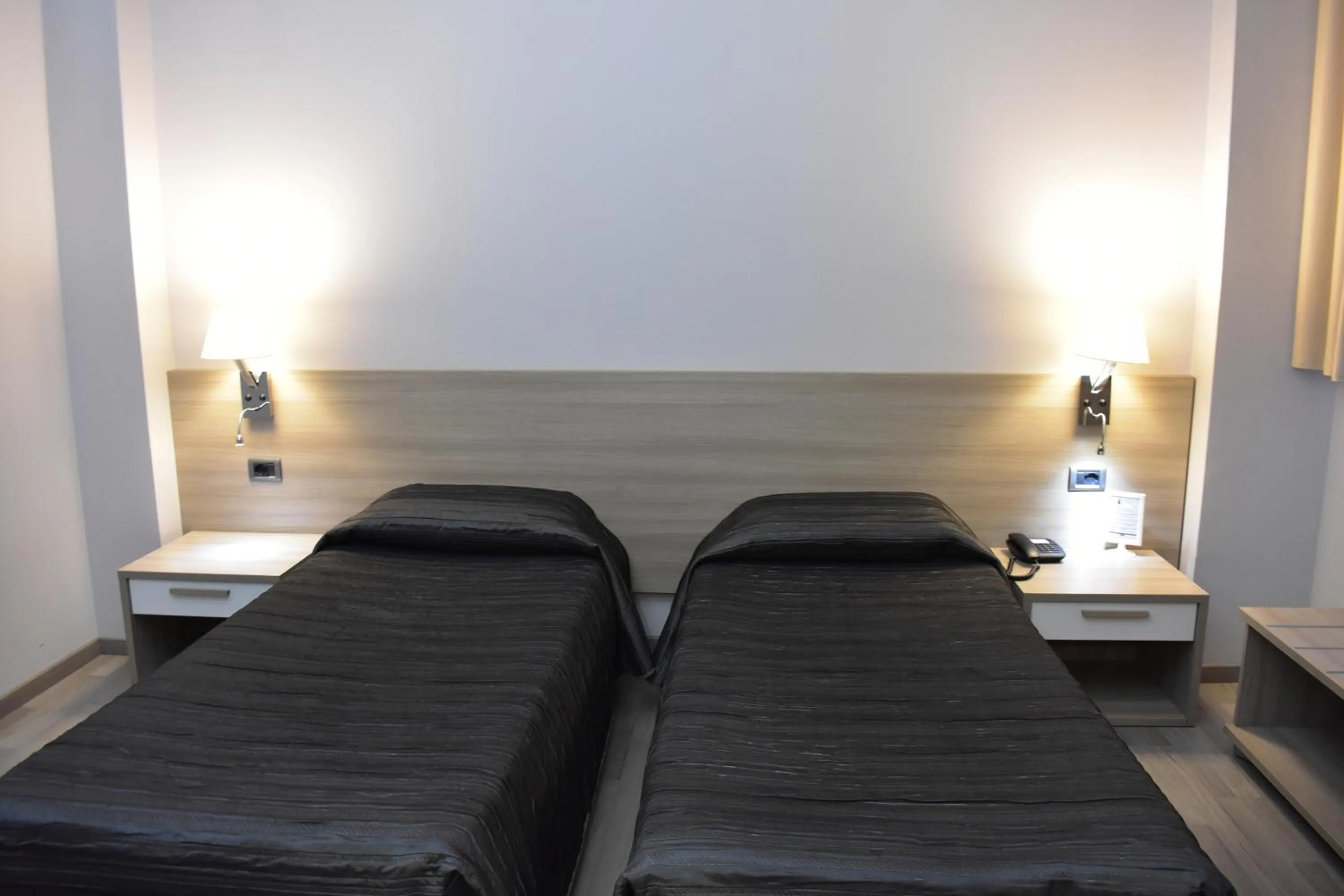 Bedroom, Bed in Hotel Meuble' Atlantic