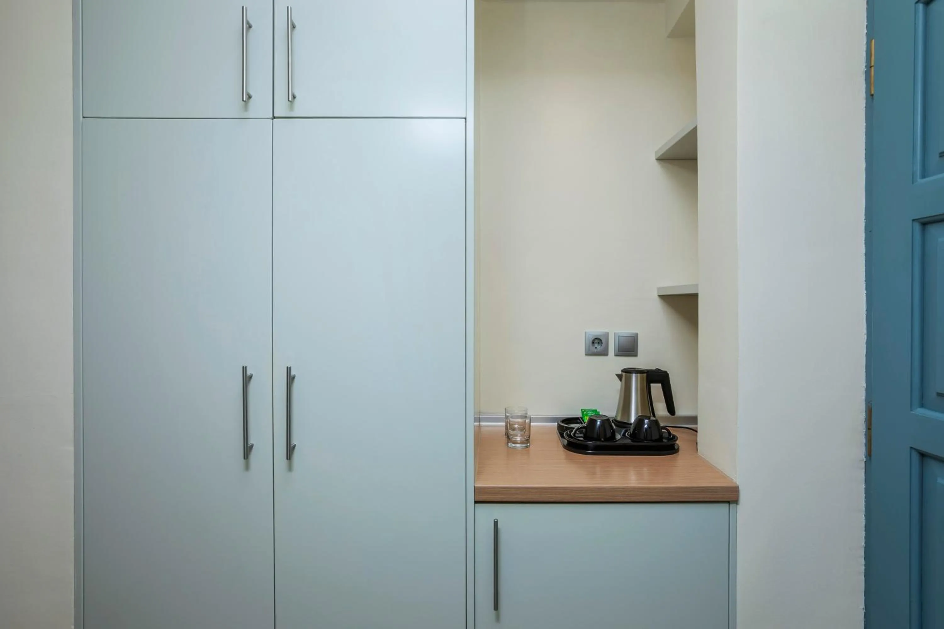 Coffee/tea facilities in Hotel Hanioti Village Spa