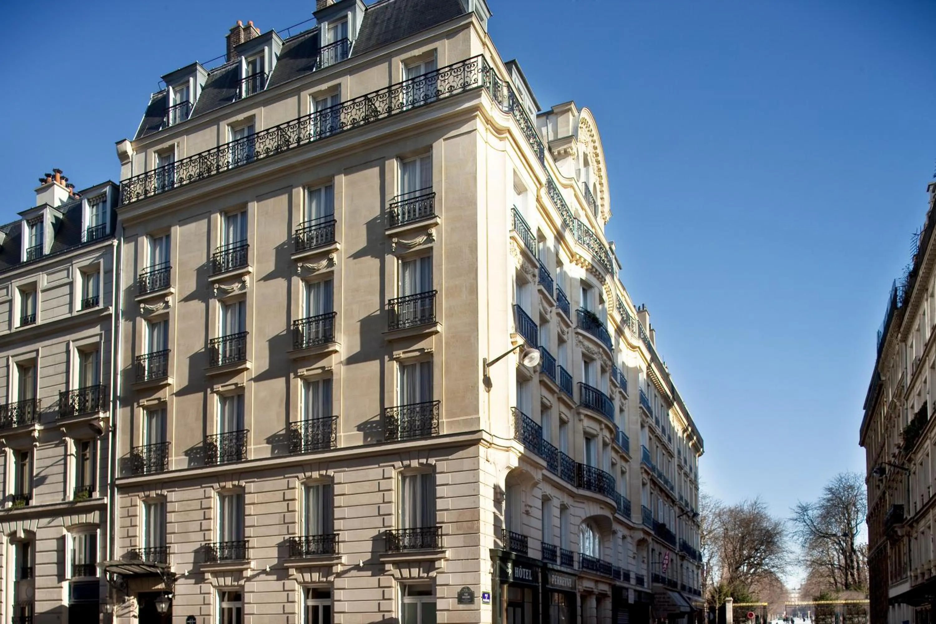 Property building in Hôtel Saint-Louis - Jardin du Luxembourg