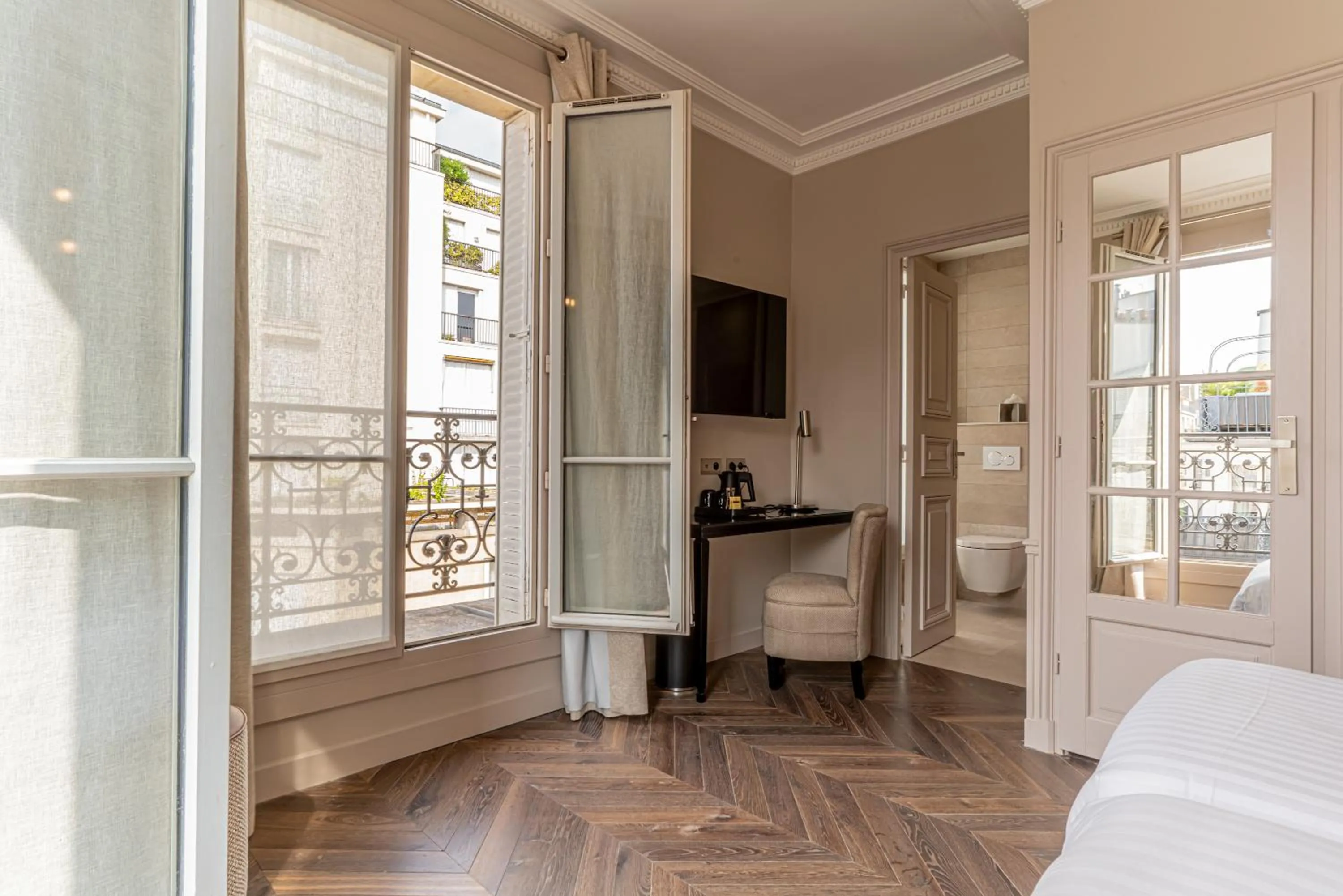 Photo of the whole room in Hôtel Saint-Louis - Jardin du Luxembourg
