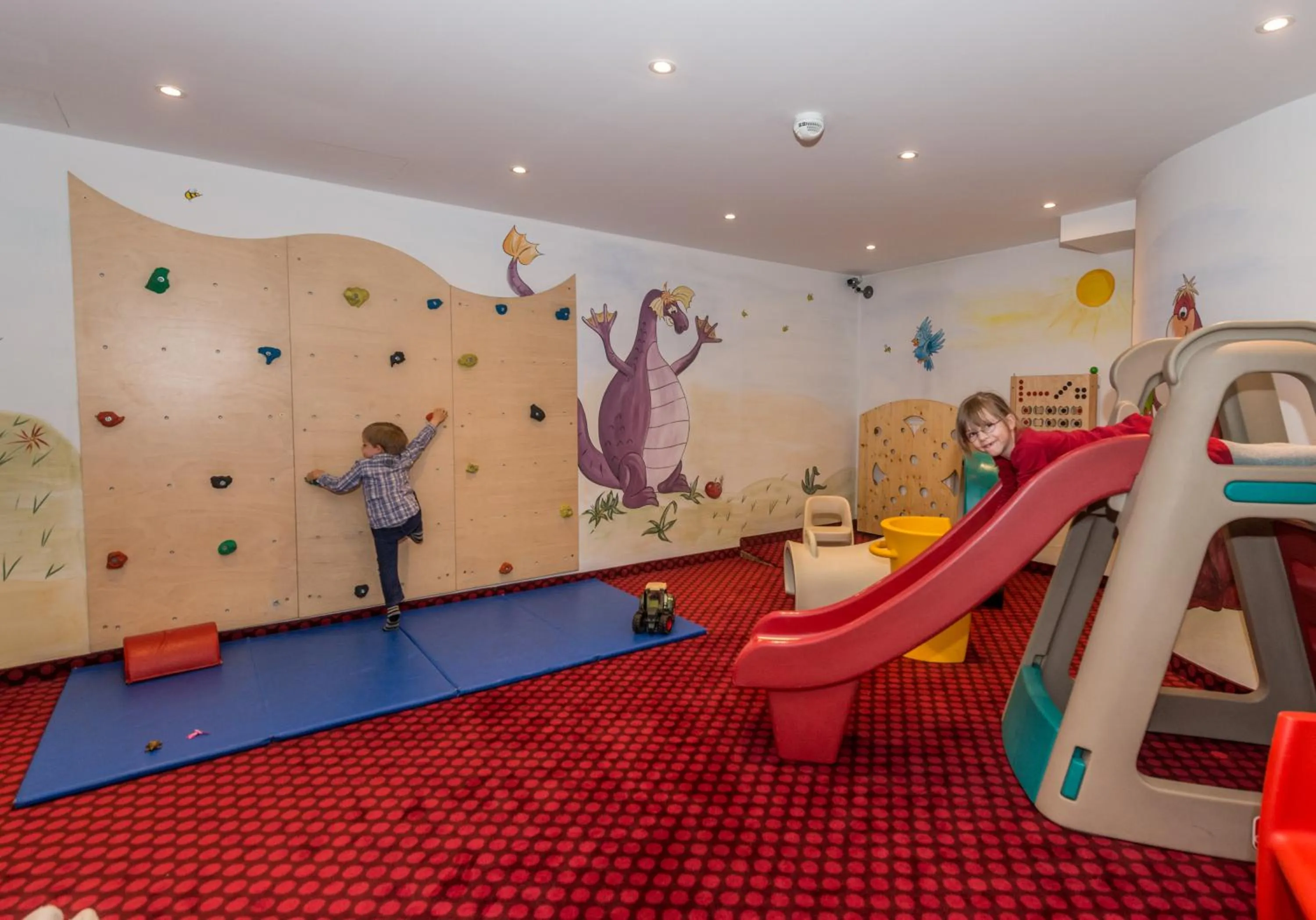 Children play ground in Hotel Almschlössl & Schrotteralm