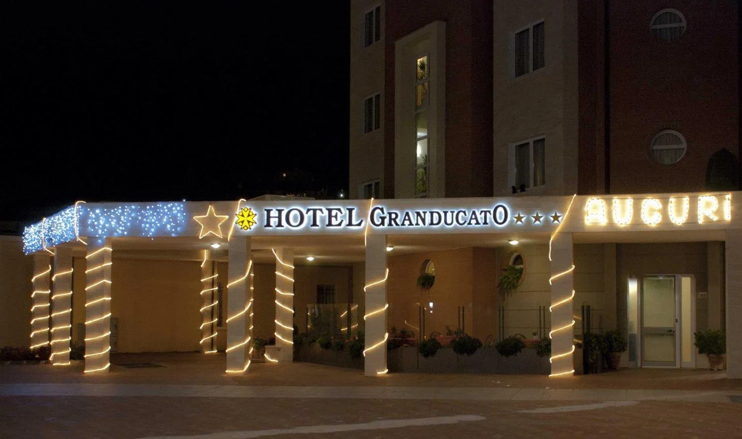 Facade/entrance in Hotel Granducato
